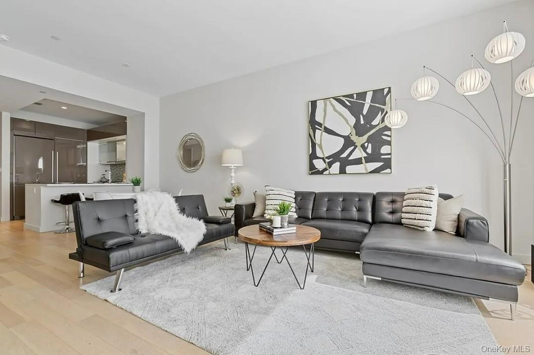 75 Wall Street, Unit 36R photo 15