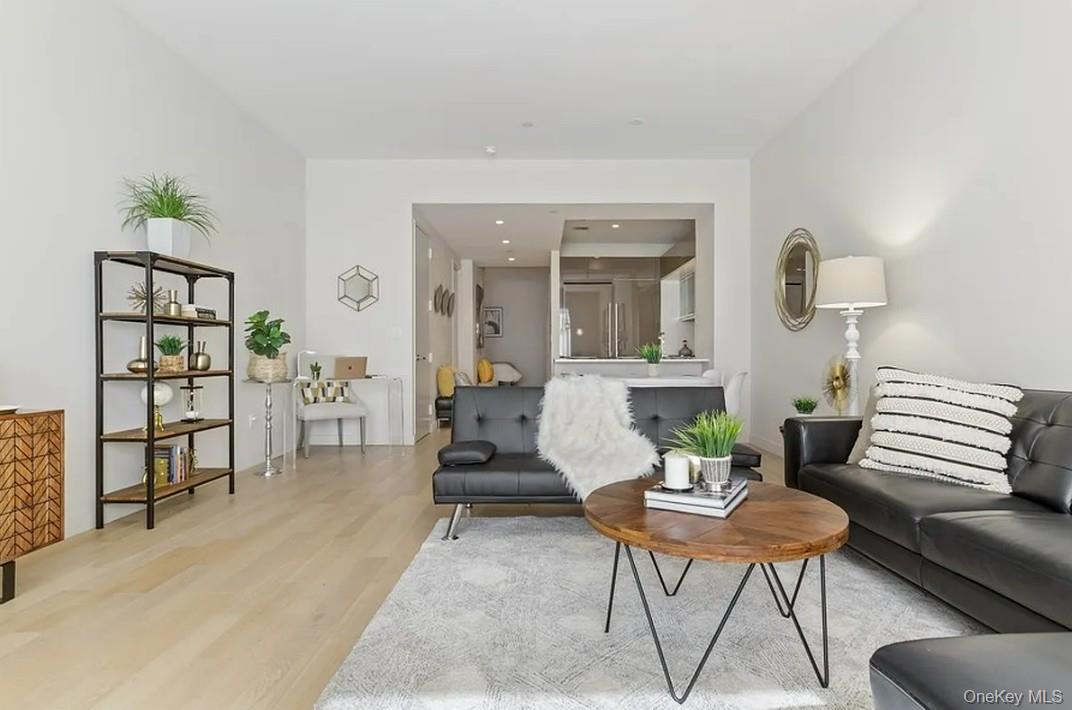 75 Wall Street, Unit 36R photo 8