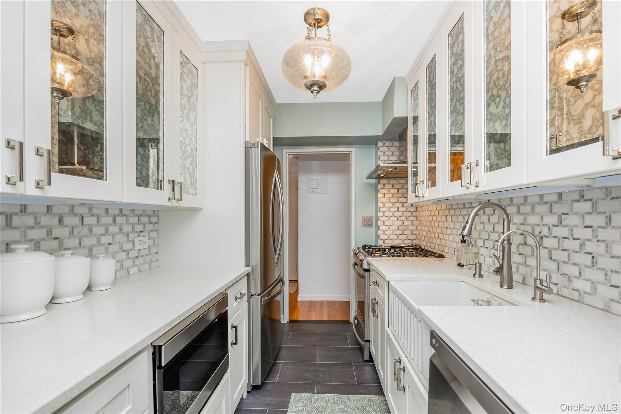 100 Randall Avenue, Unit 3D photo 16