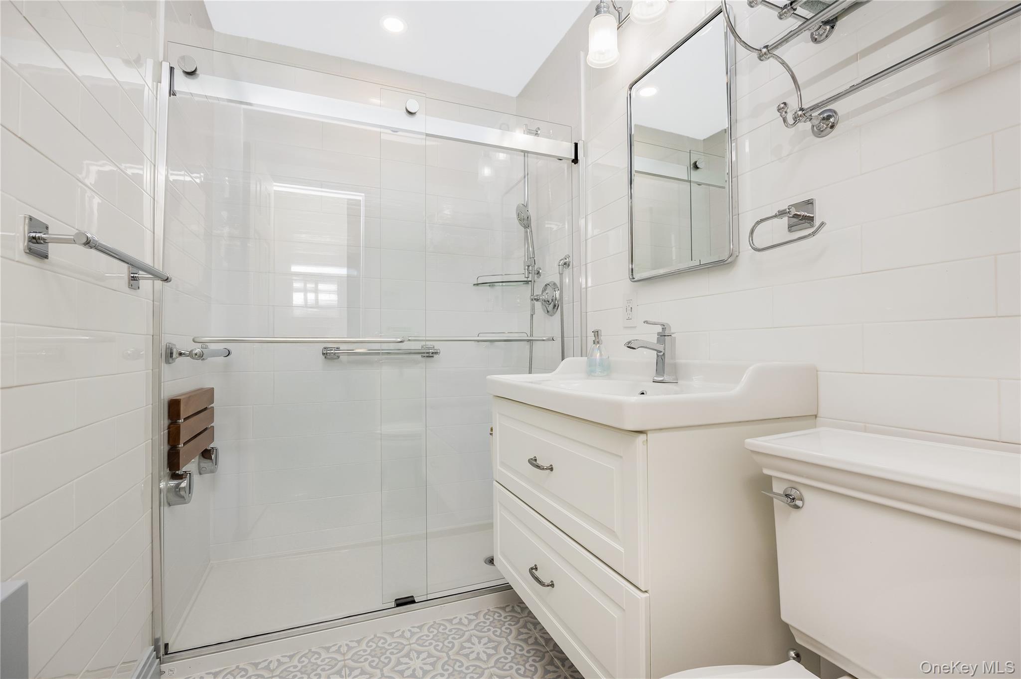 100 Randall Avenue, Unit 3D photo 24