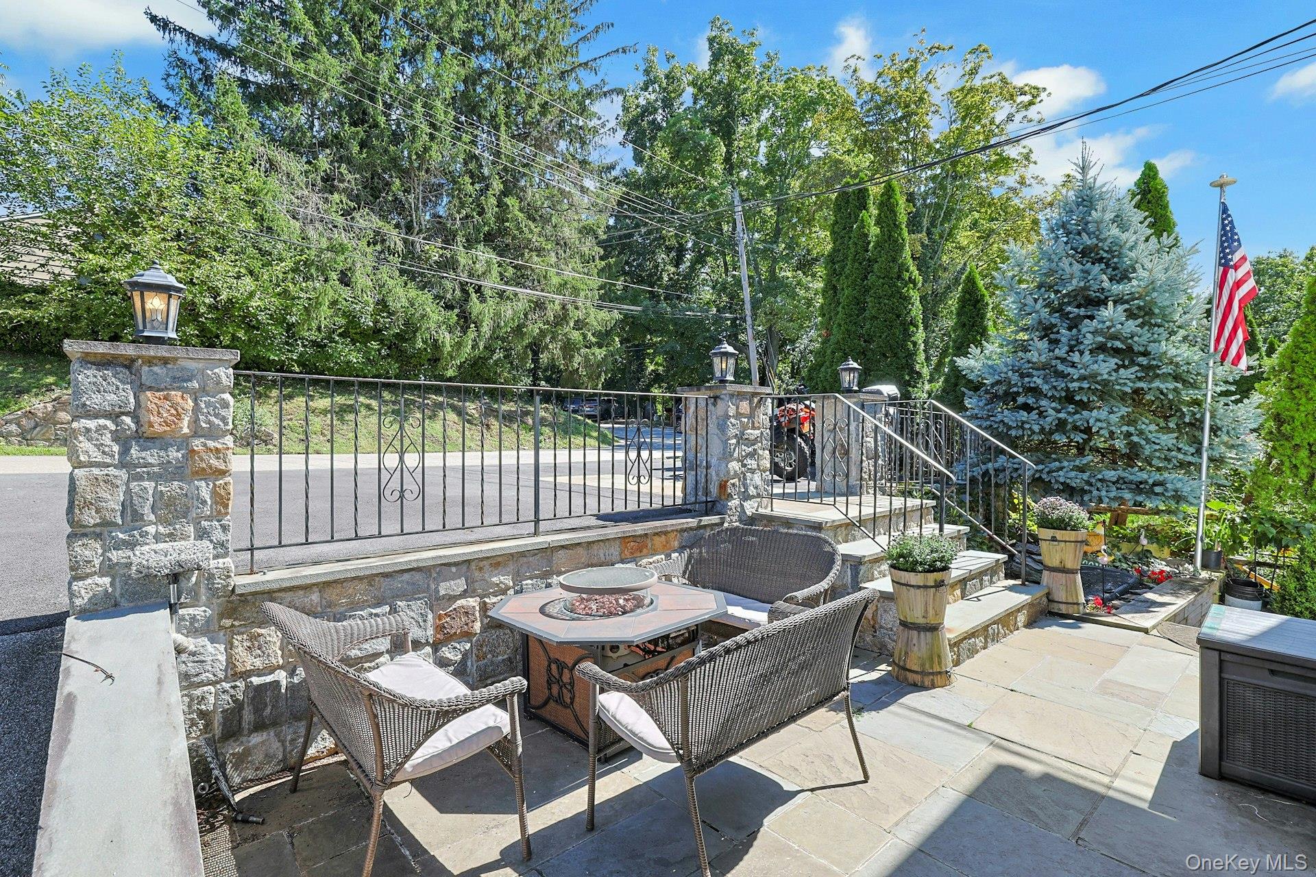 75 Franklin Avenue – For Sale photo 4