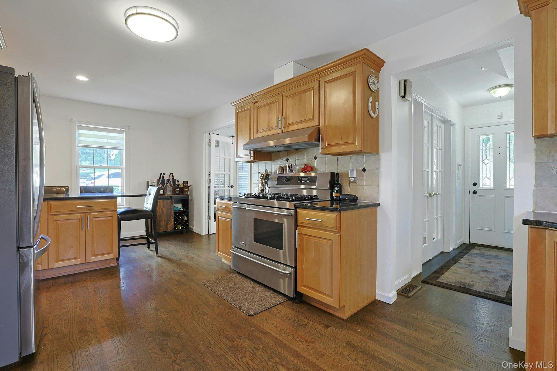 75 Franklin Avenue – For Sale photo 14