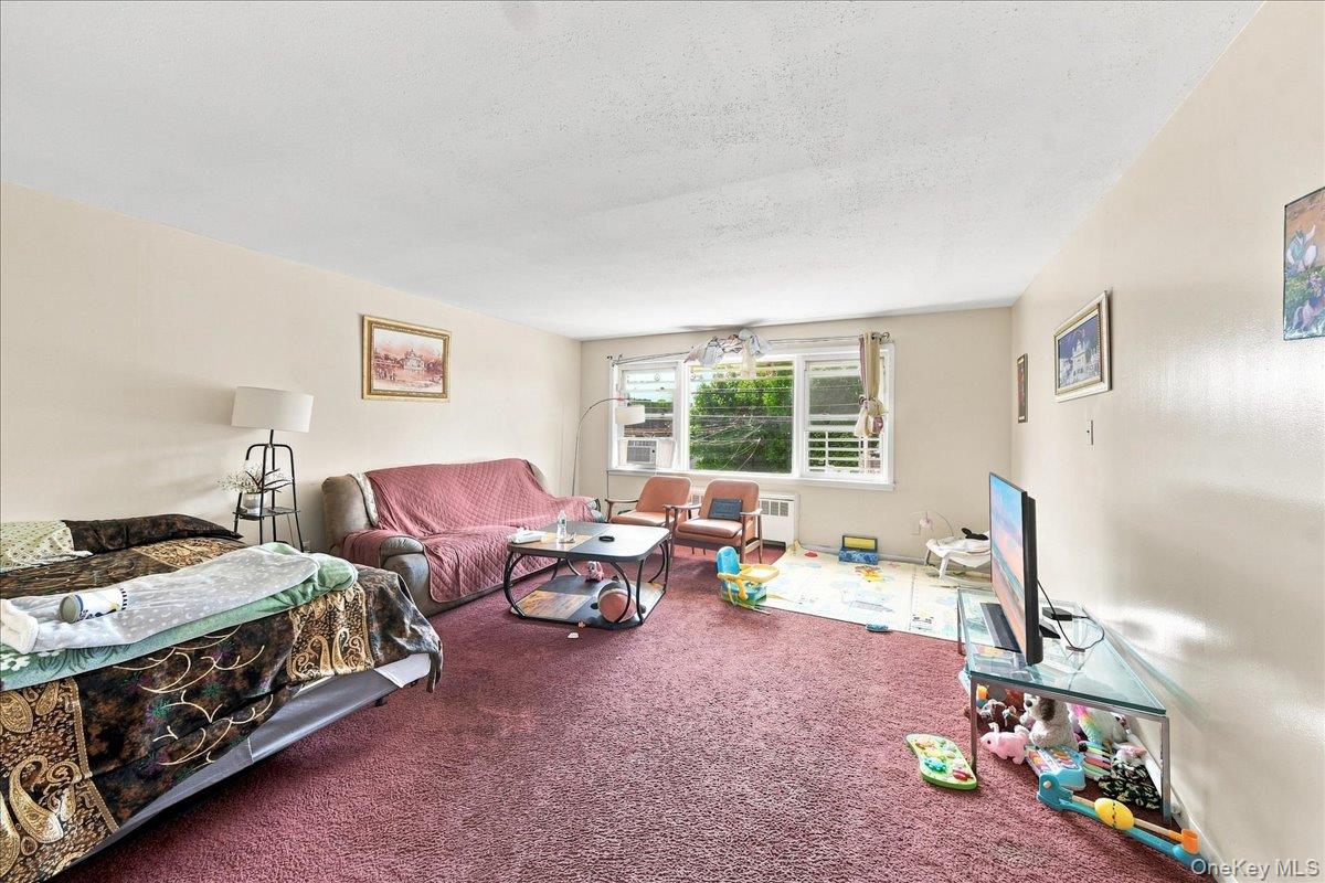 1405 E 233rd Street – For Sale photo 8