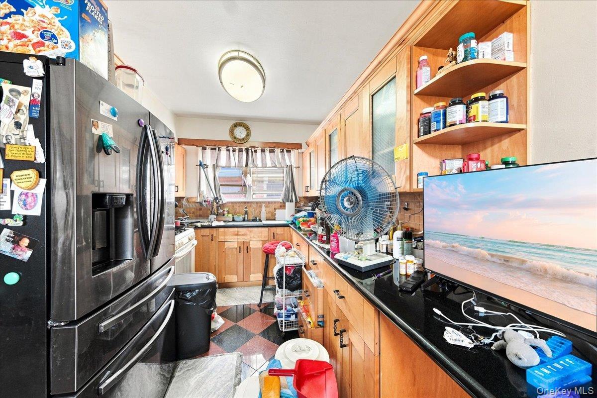 1405 E 233rd Street – For Sale photo 14