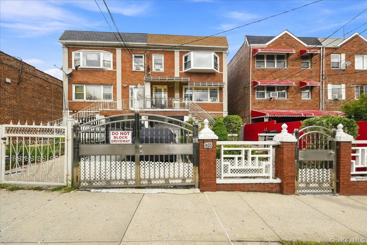 1405 E 233rd Street – For Sale