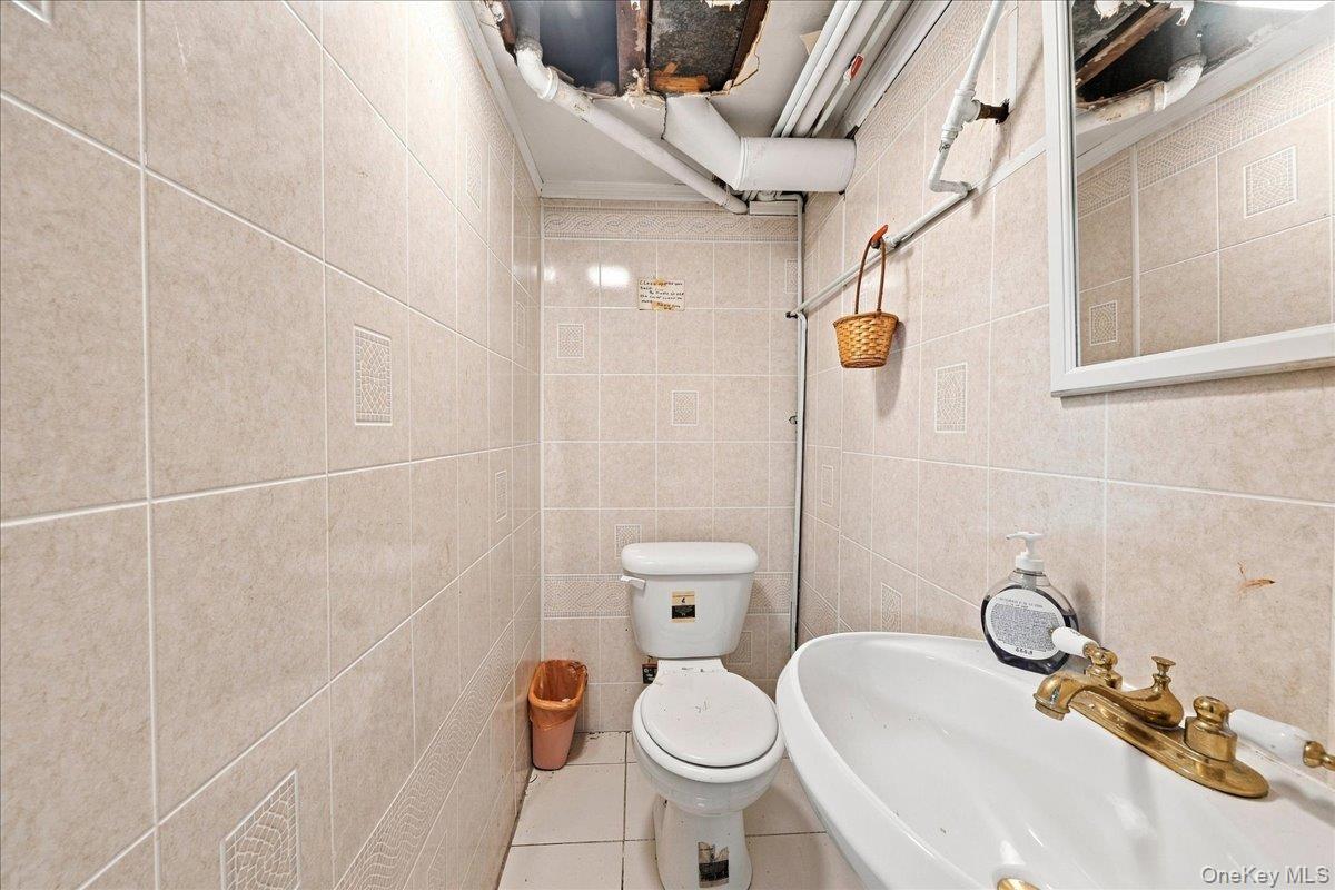 1405 E 233rd Street – For Sale photo 23