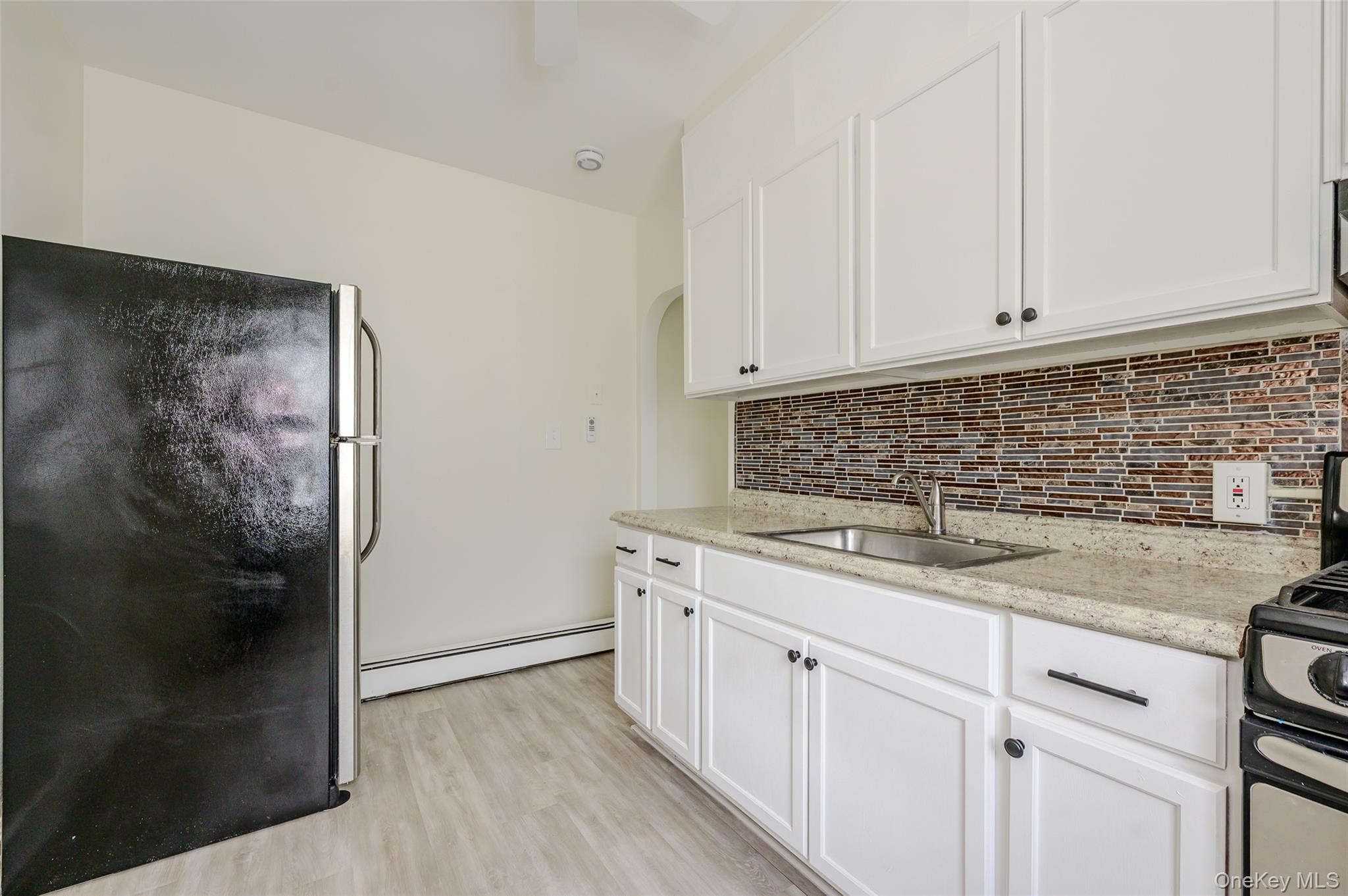 18 Watkins Street, Unit Unit 1 photo 2