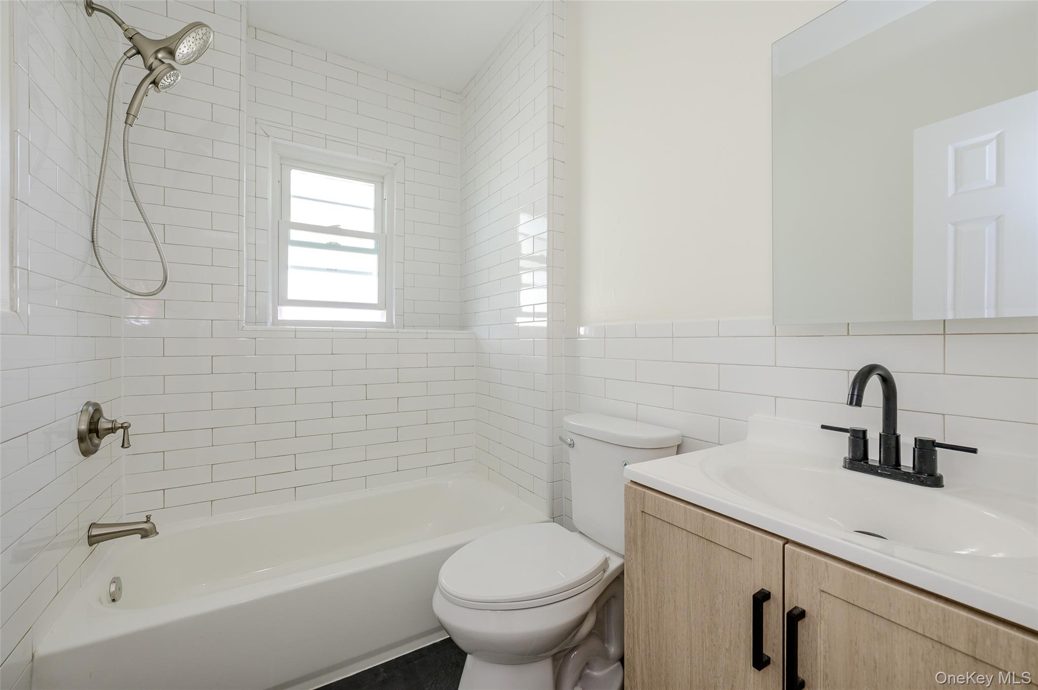 18 Watkins Street, Unit Unit 1 photo 6