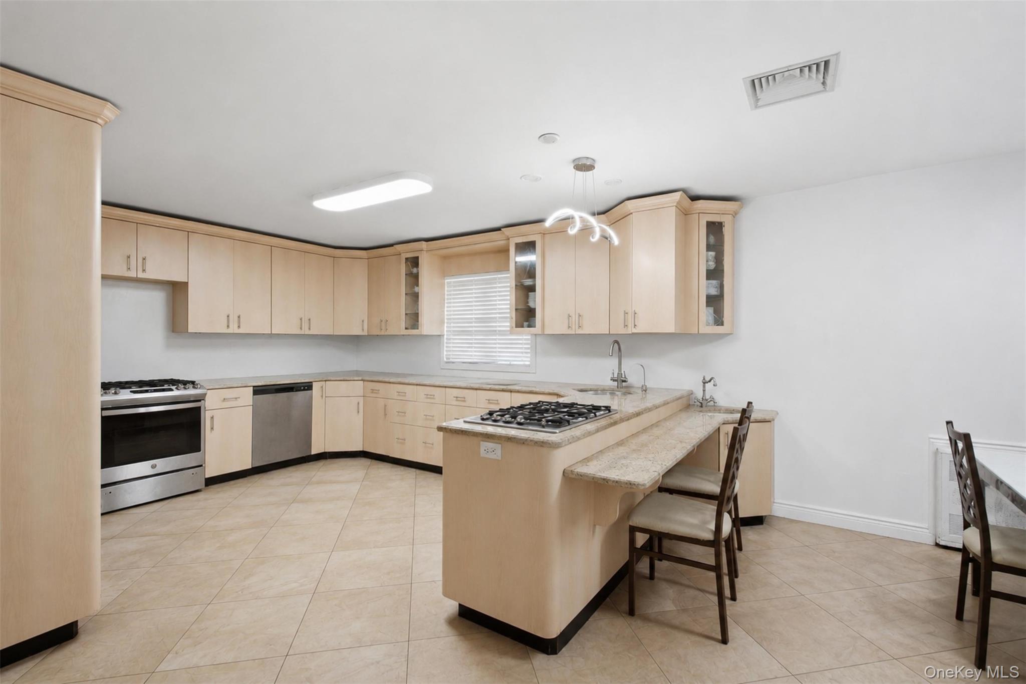 109 Decatur Avenue – For Sale photo 6