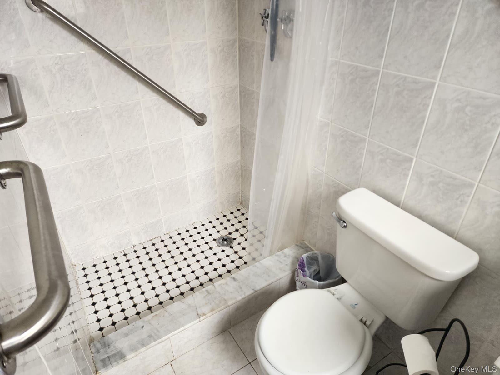 61-15 98th Street, Unit 5E photo 13