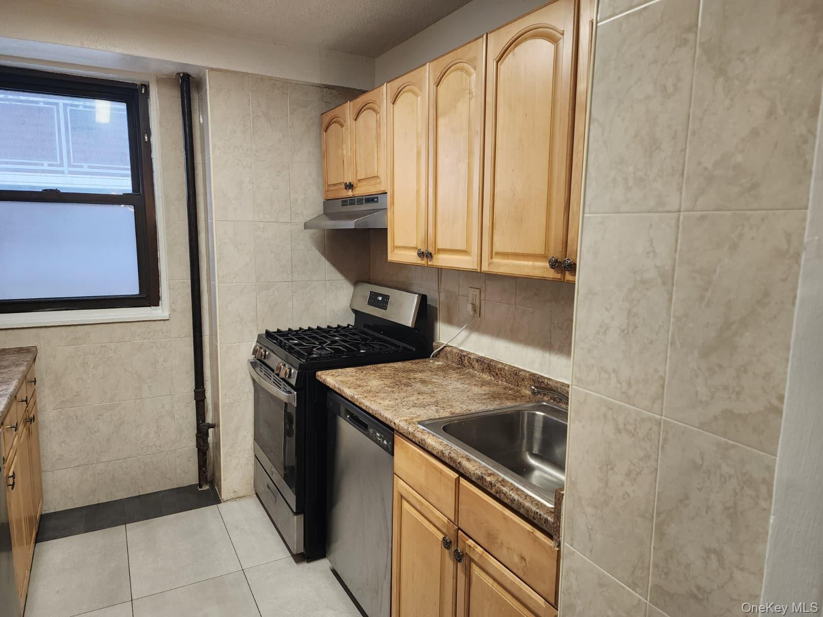 61-15 98th Street, Unit 5E photo 7