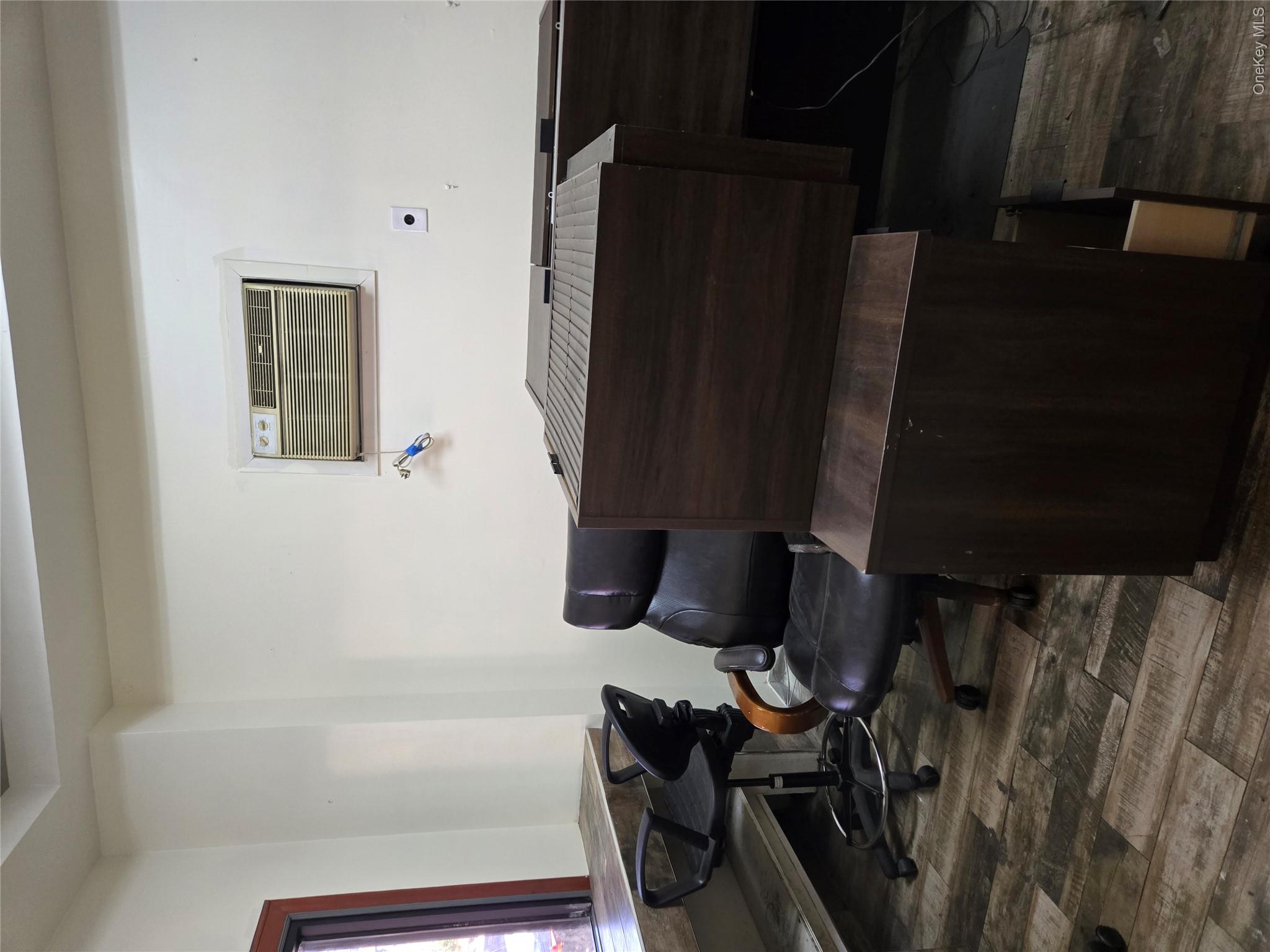 3958 Bronxwood Avenue – For Rent photo 4