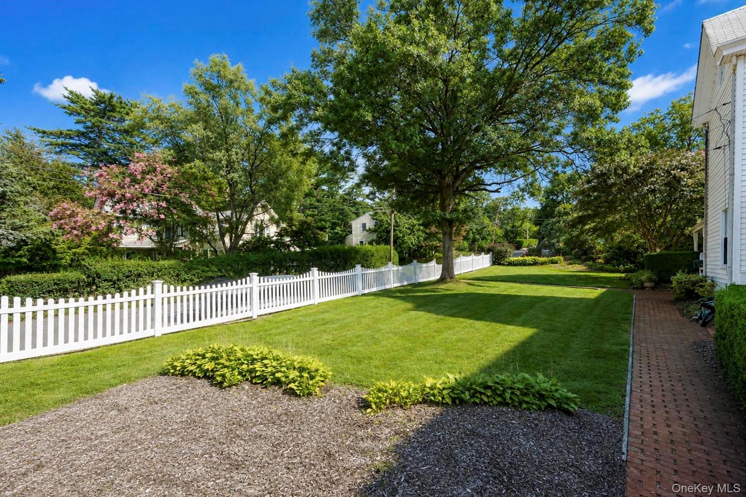 104 Bayville Avenue – For Sale photo 33