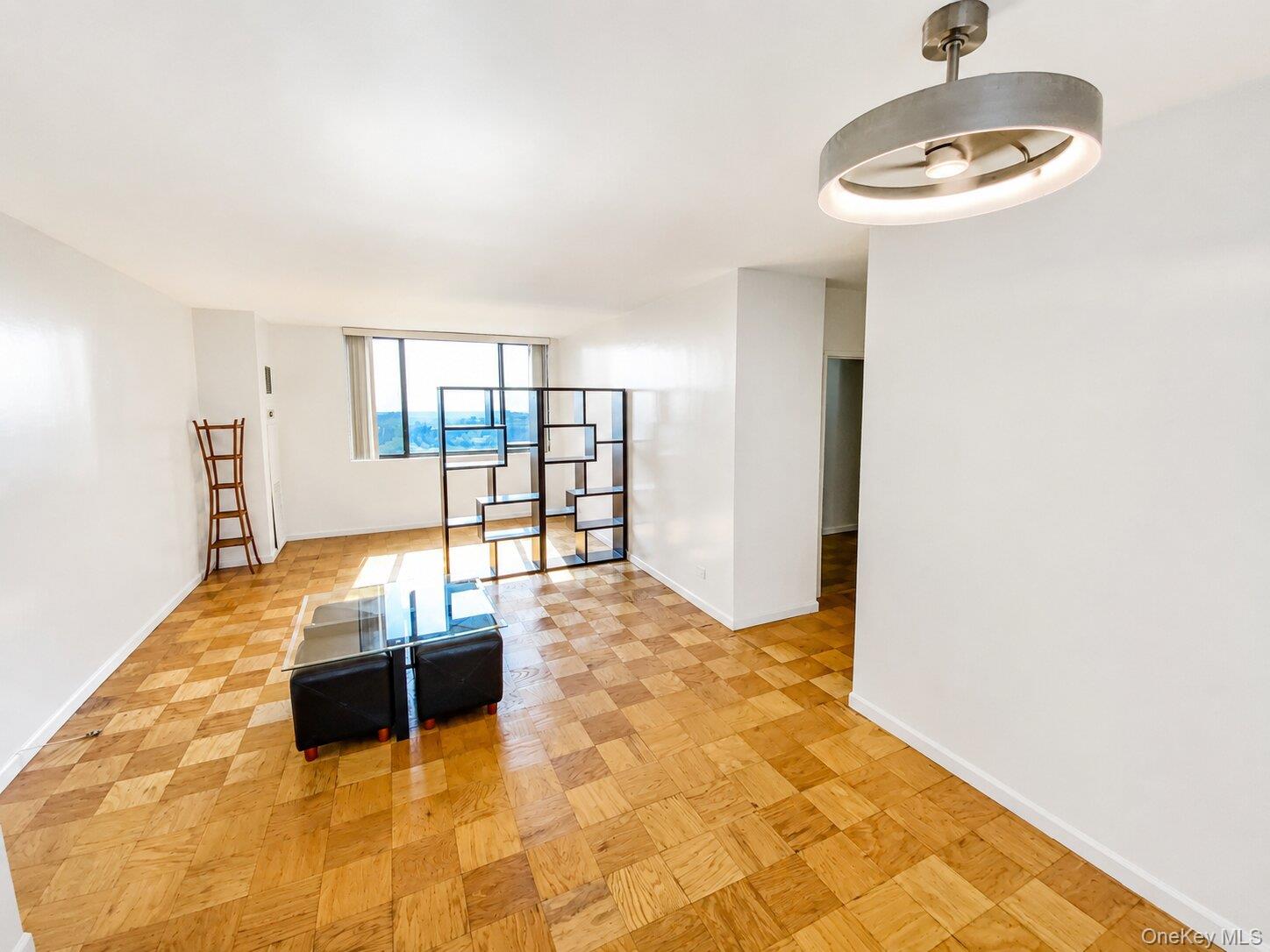 26910 Grand Central, Unit 17C photo 2