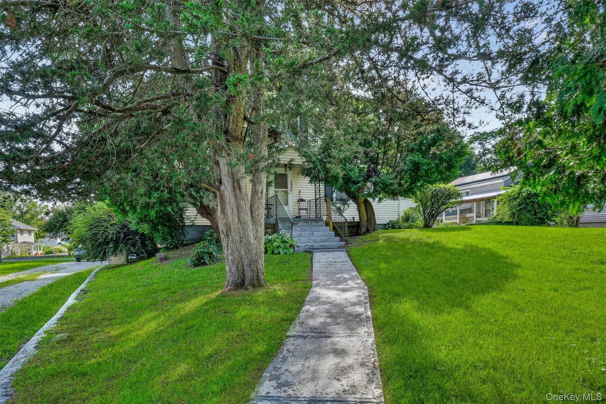 295 Baxtertown Road – For Sale photo 2