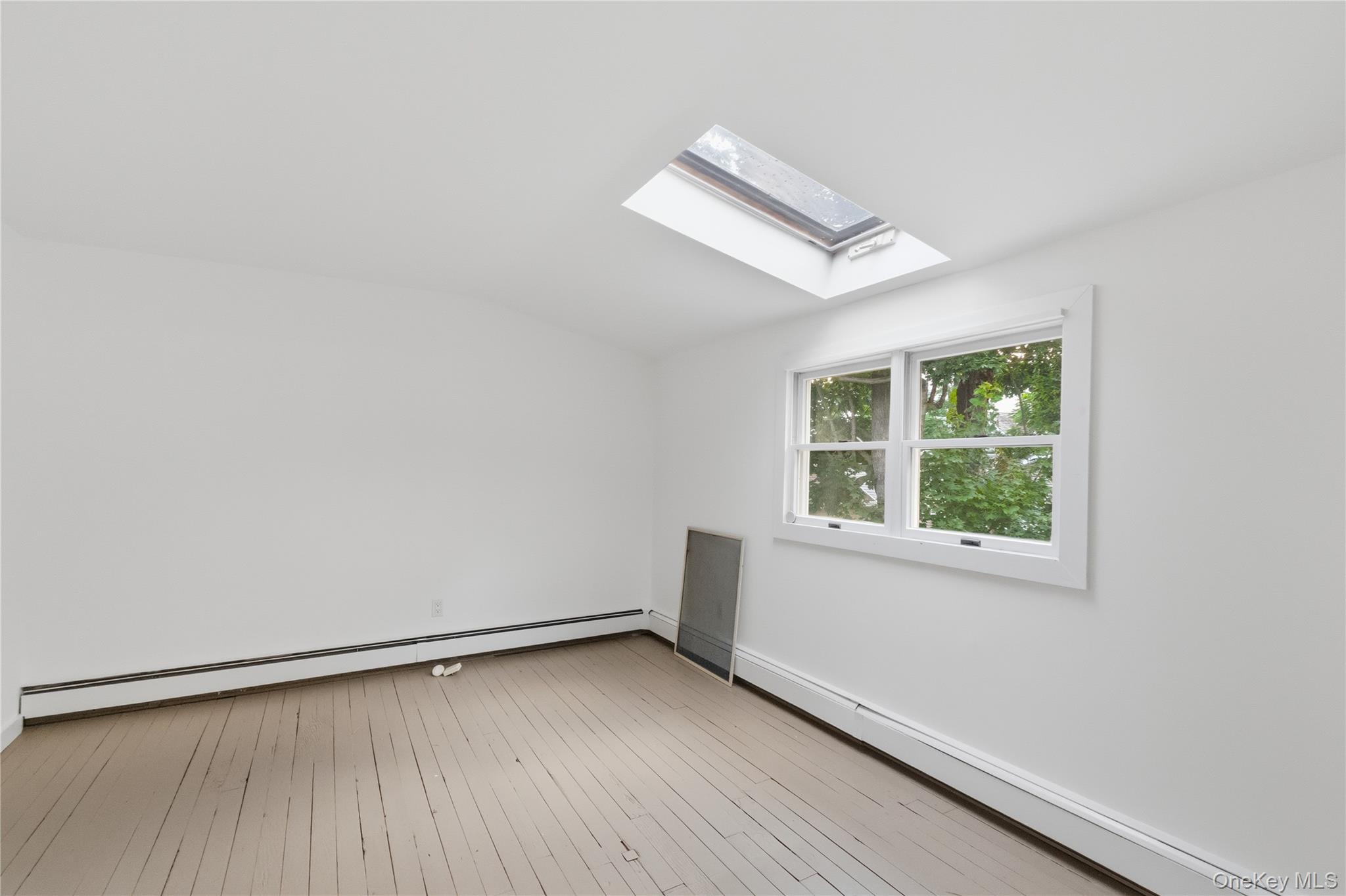 11 Bay Street – For Rent photo 15