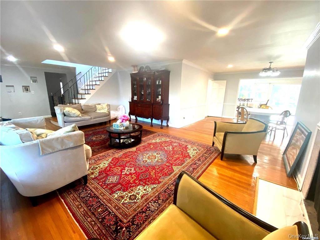 60 Gristmill Lane – For Rent photo 7