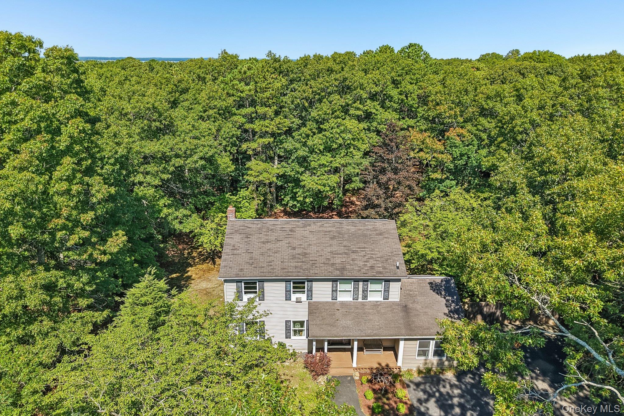 4 Wooded Lane – For Sale photo 2
