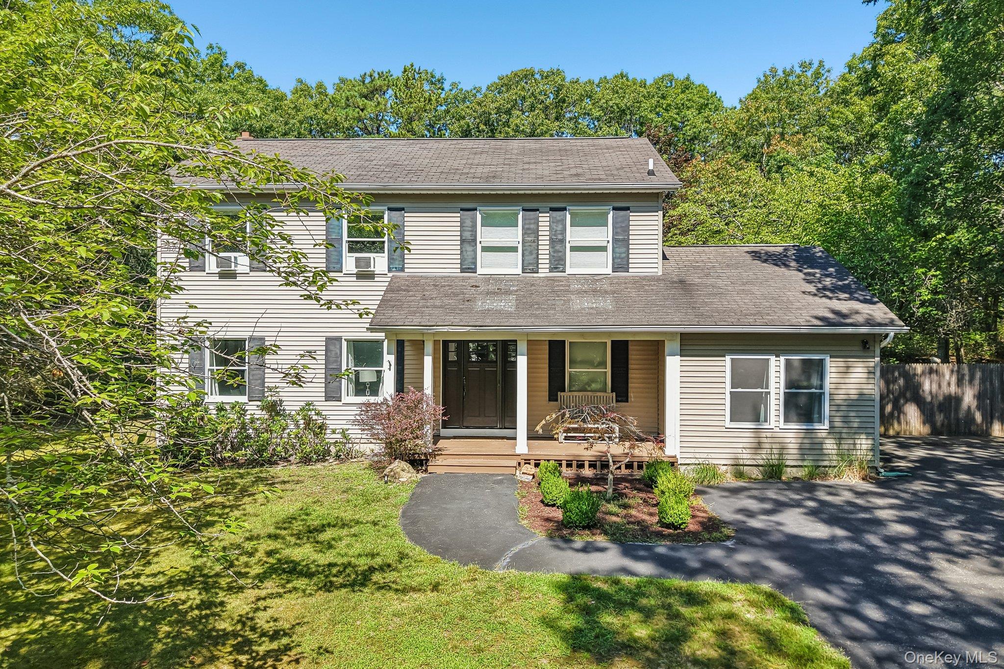 4 Wooded Lane – For Sale