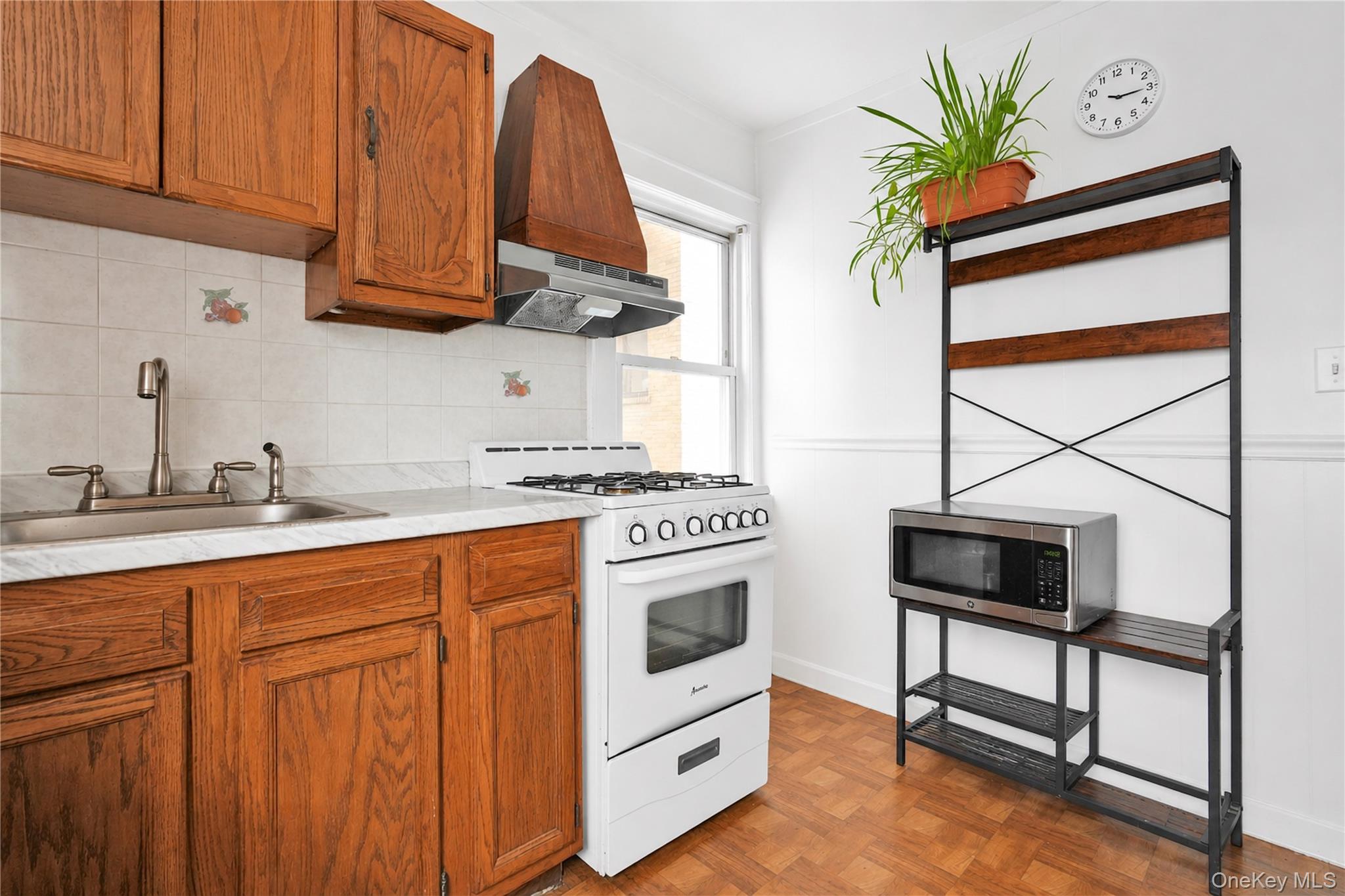 172-15 89th Avenue – For Sale photo 21