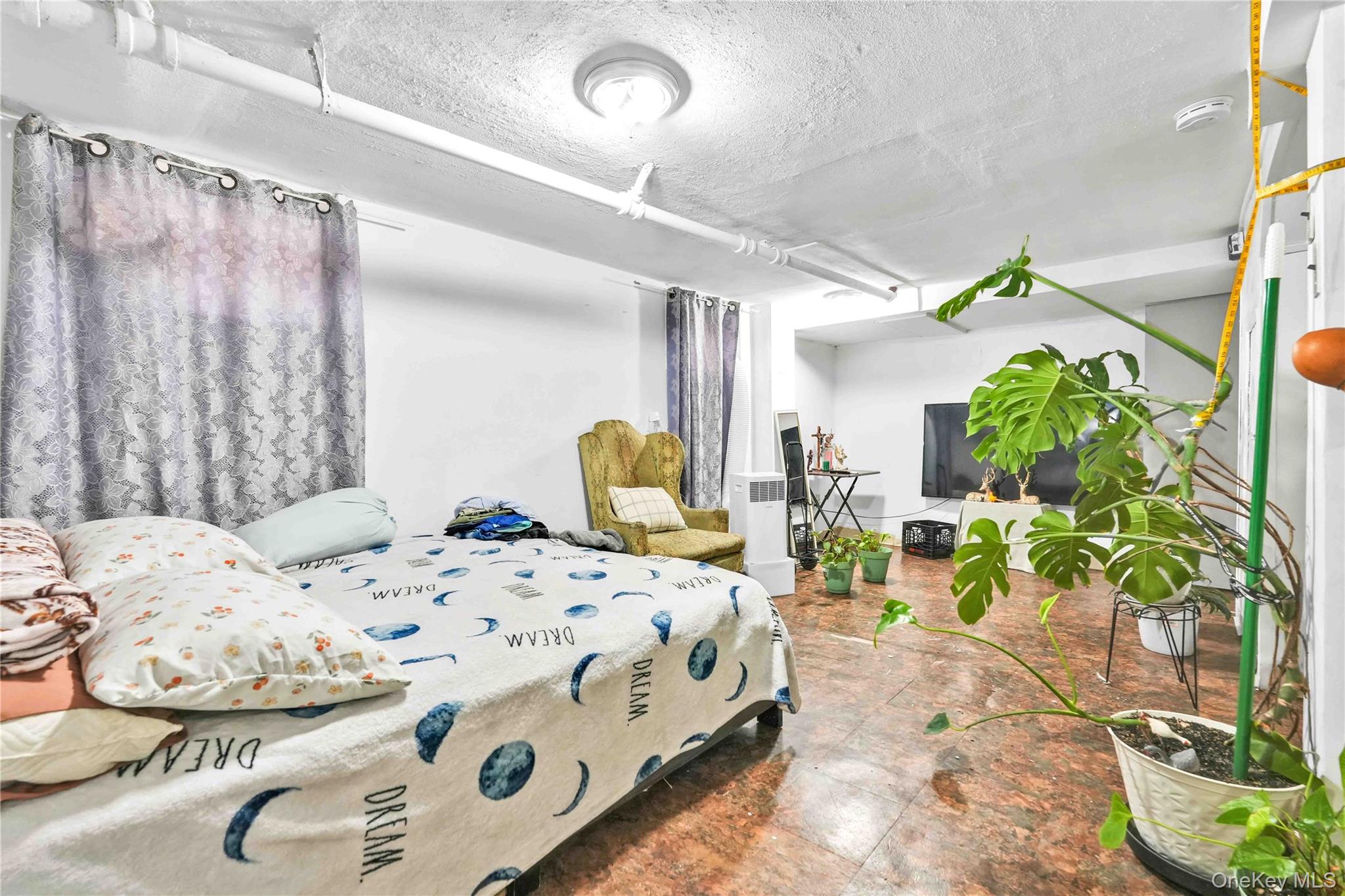 172-15 89th Avenue – For Sale photo 36