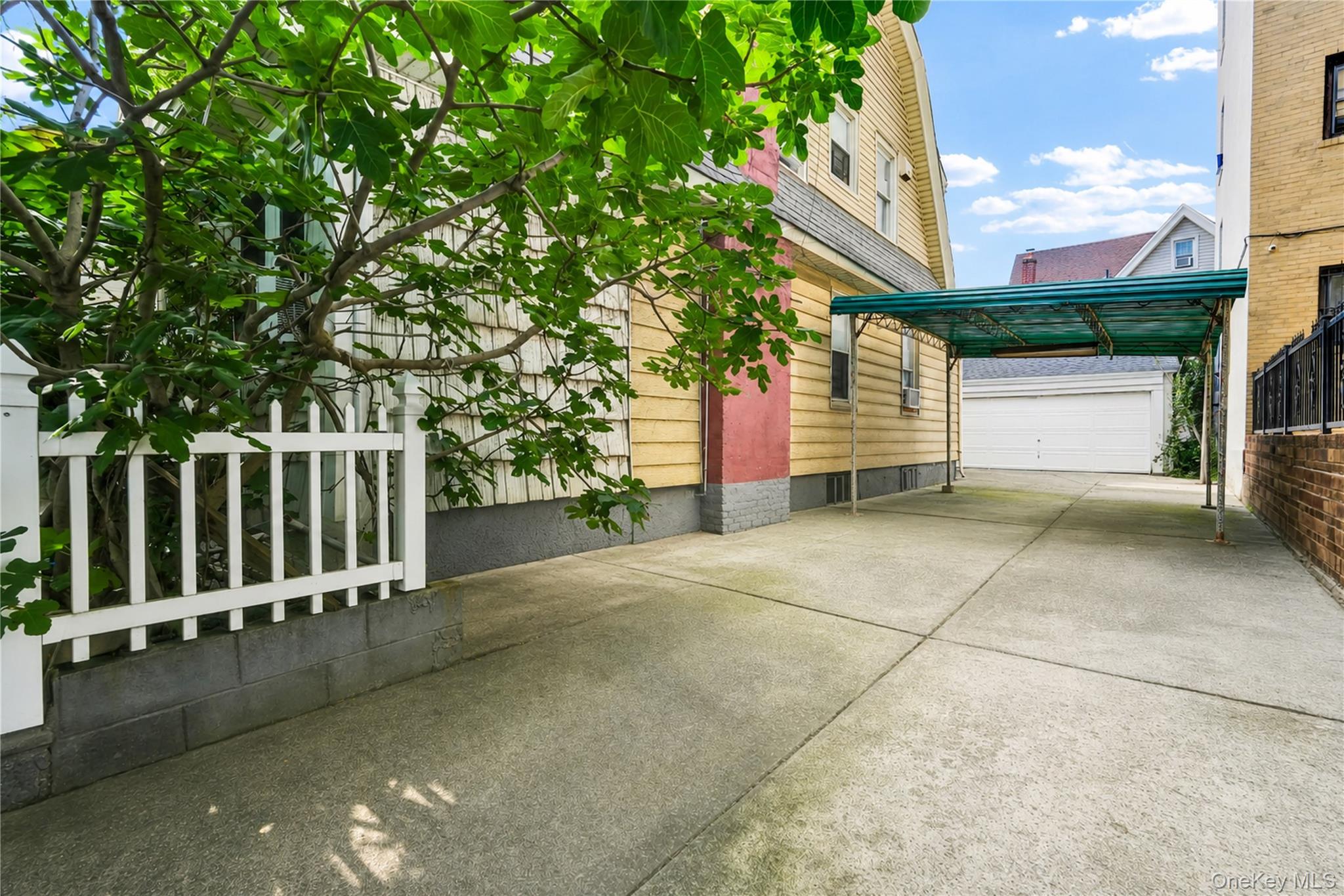 172-15 89th Avenue – For Sale photo 3