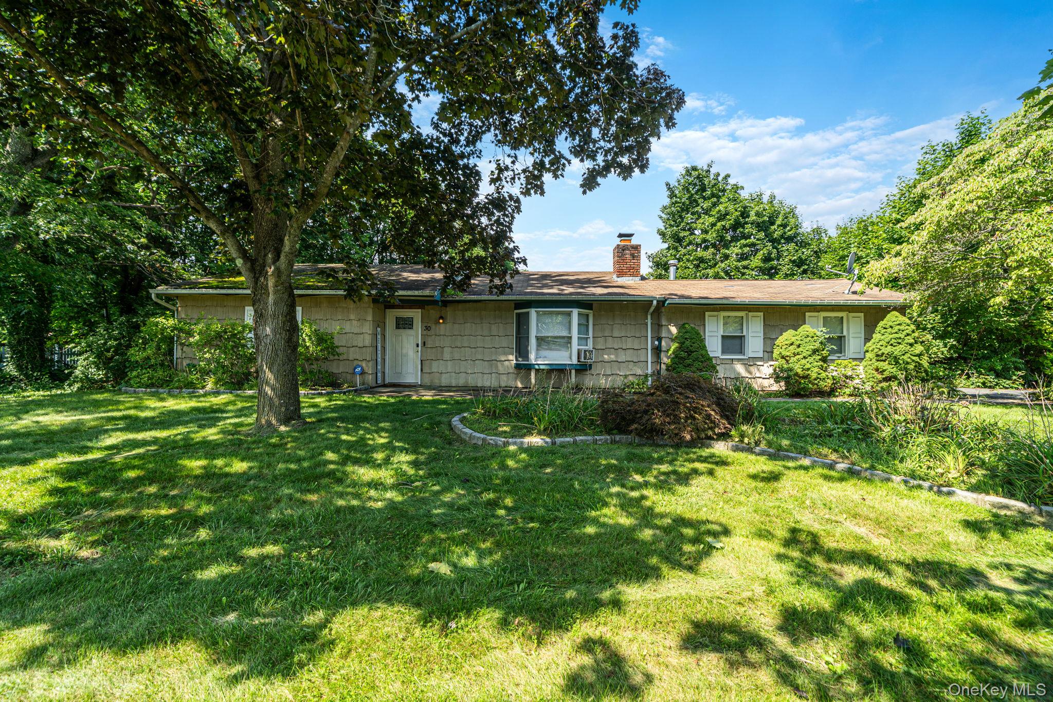 30 Ashland Street – For Sale