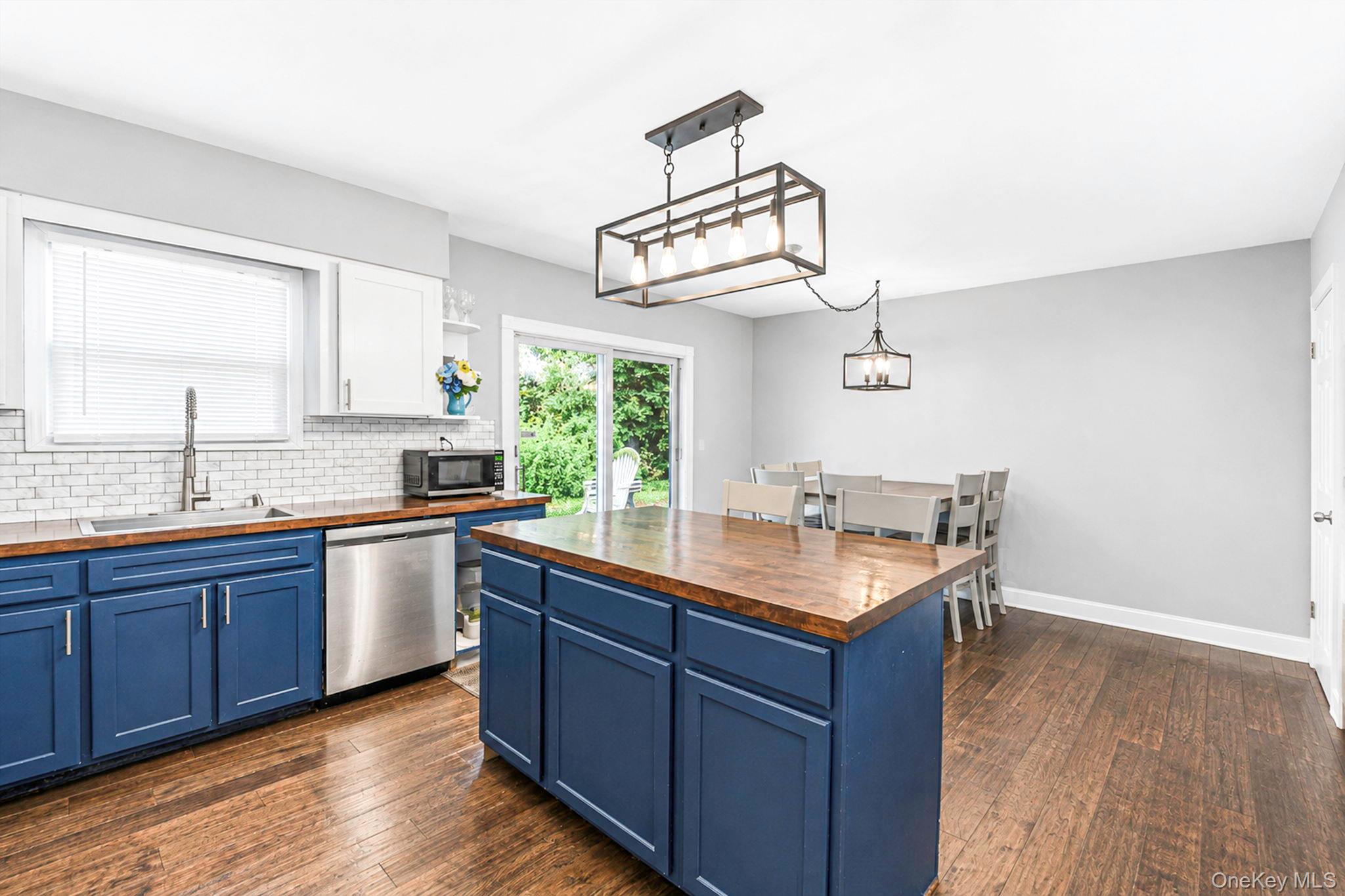 30 Ashland Street – For Sale photo 11