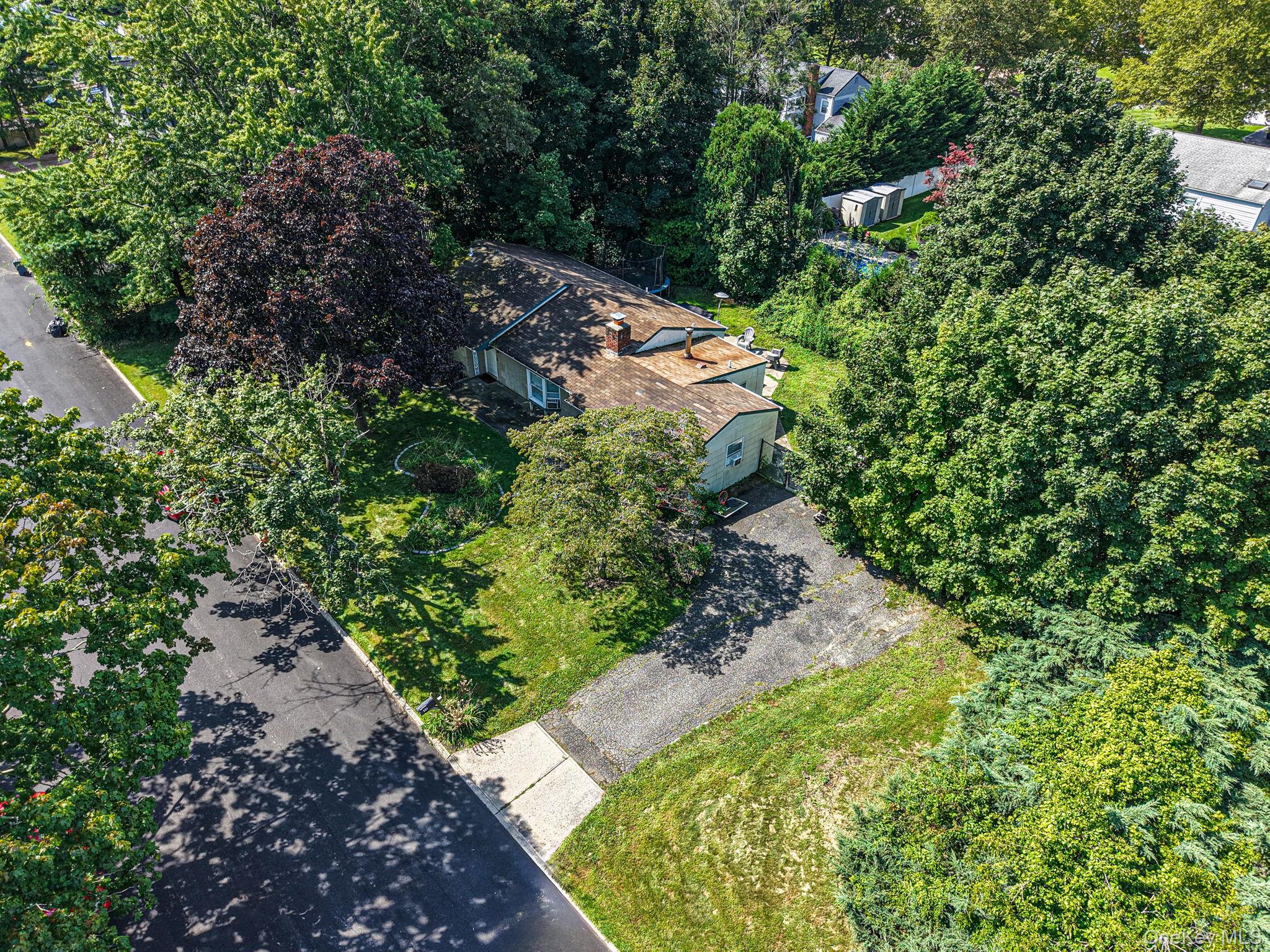 30 Ashland Street – For Sale photo 3