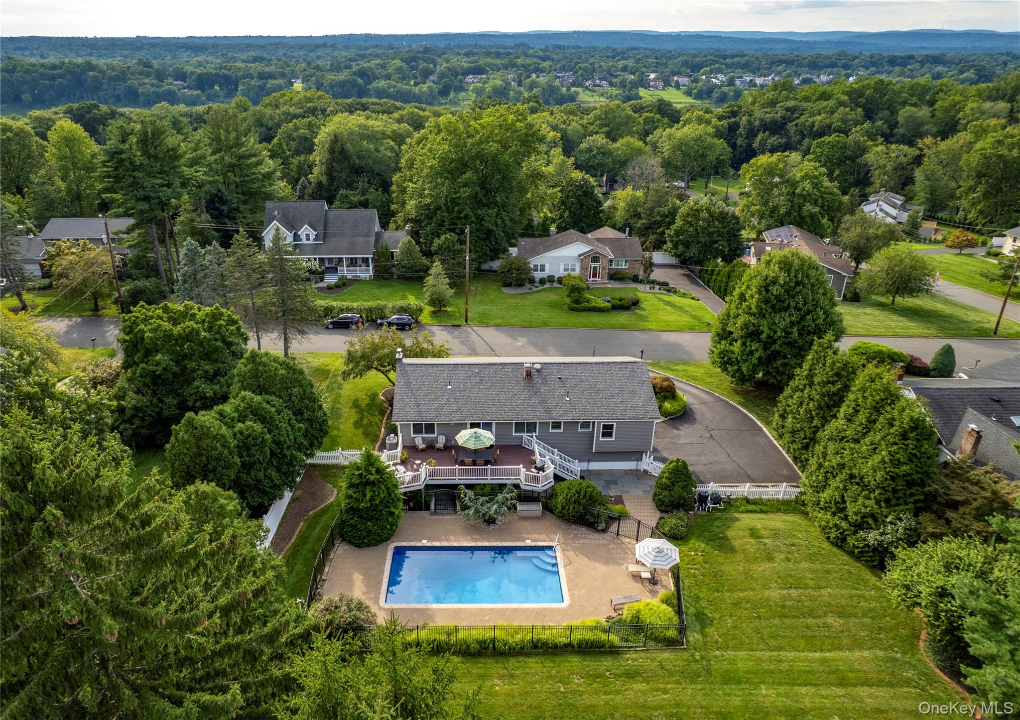 619 Russet Road – For Sale photo 6