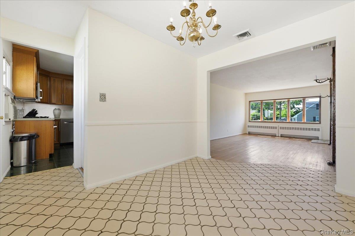 3695 Waverly Avenue – For Sale photo 9