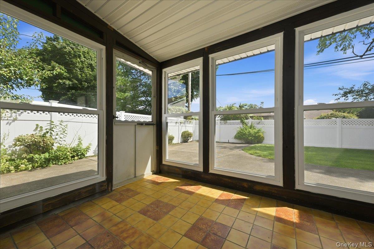 3695 Waverly Avenue – For Sale photo 30