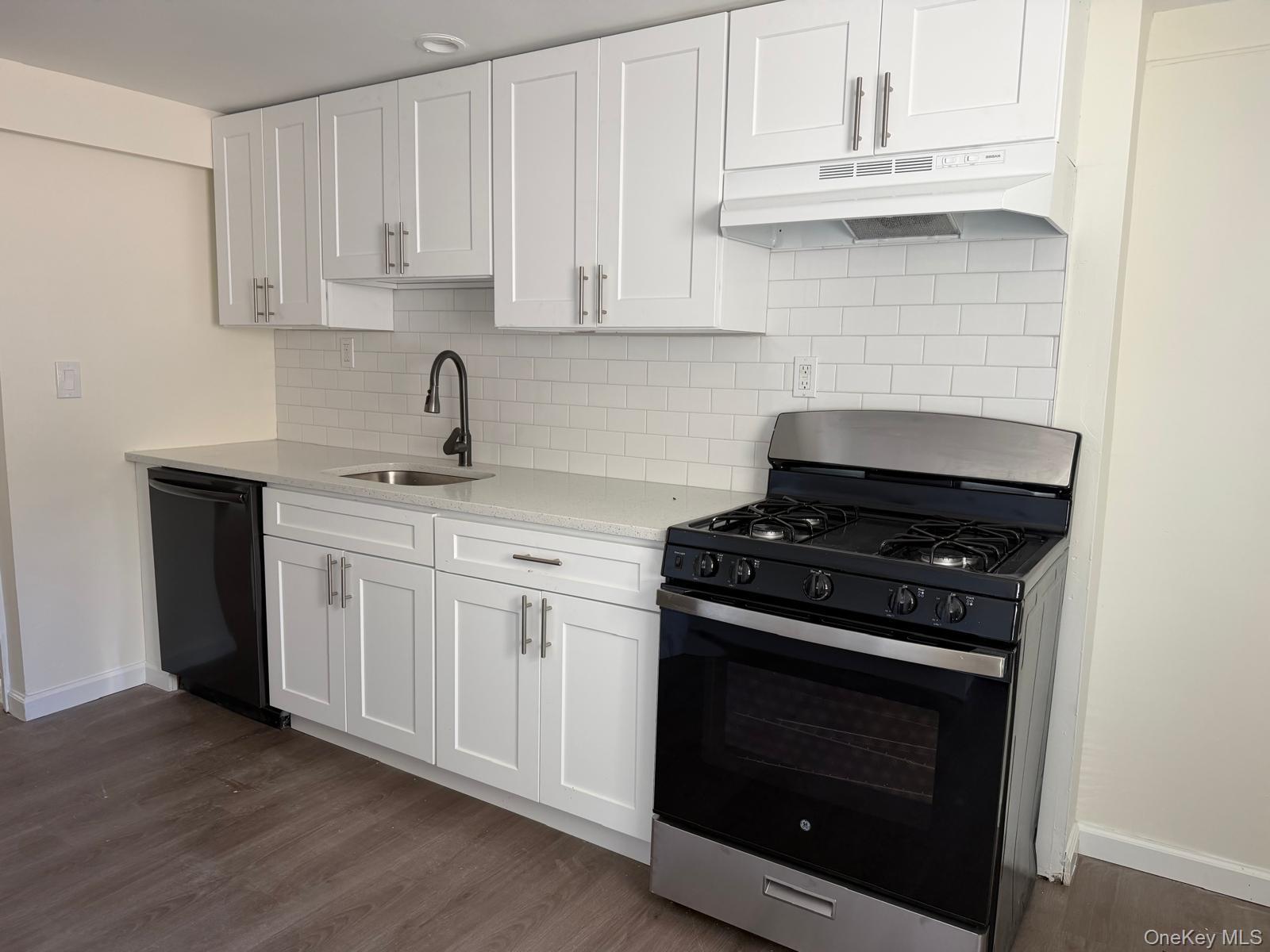 17 Marina Road – For Rent photo 7