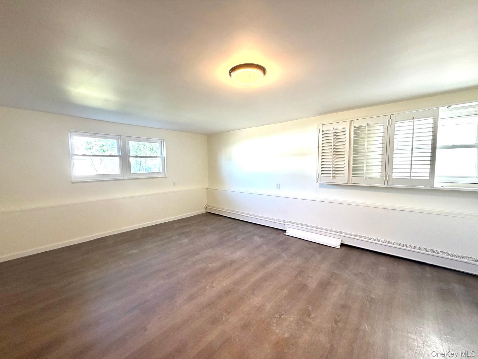 17 Marina Road – For Rent photo 2