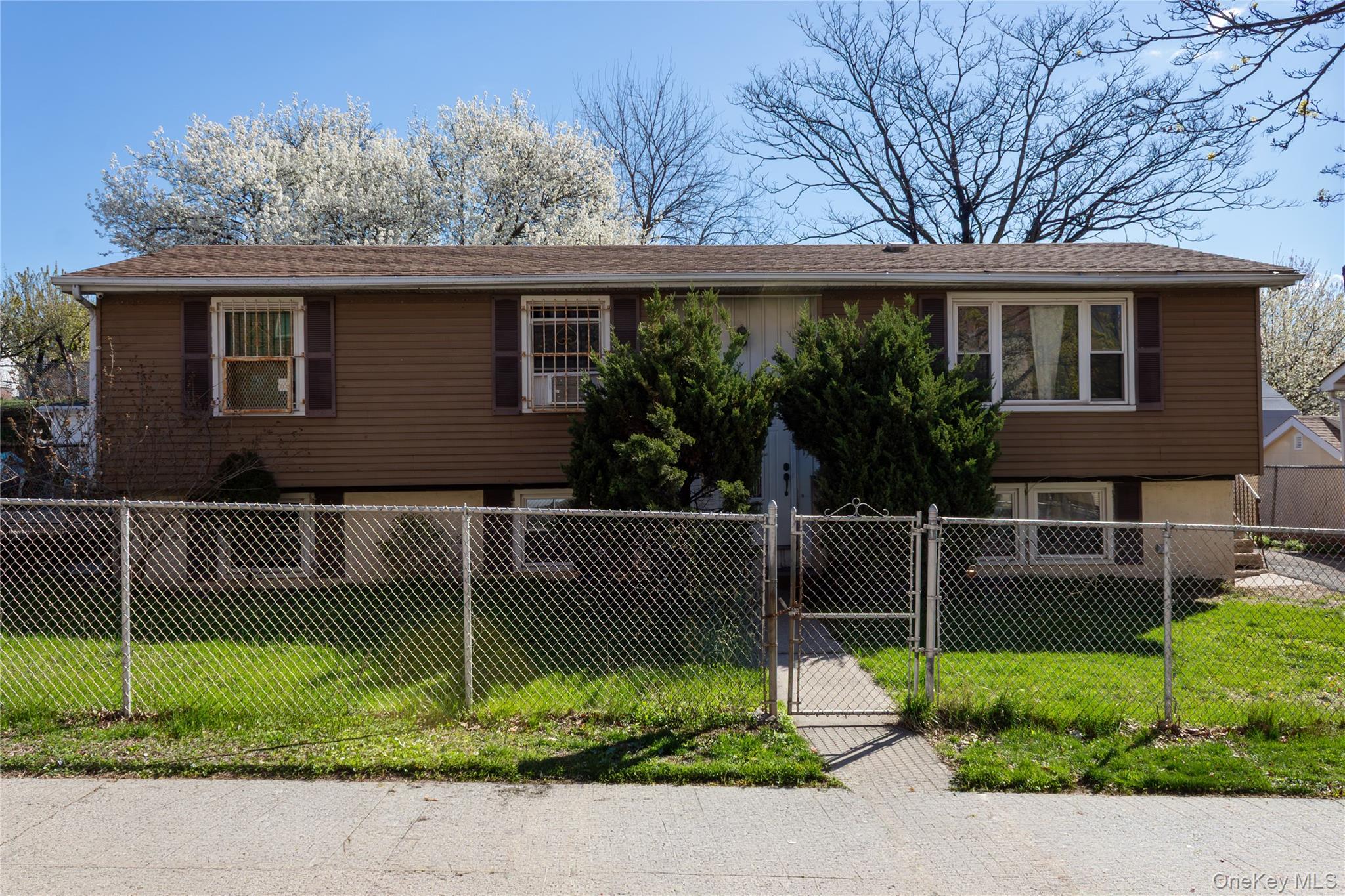 1470 Louis Nine Boulevard – For Sale