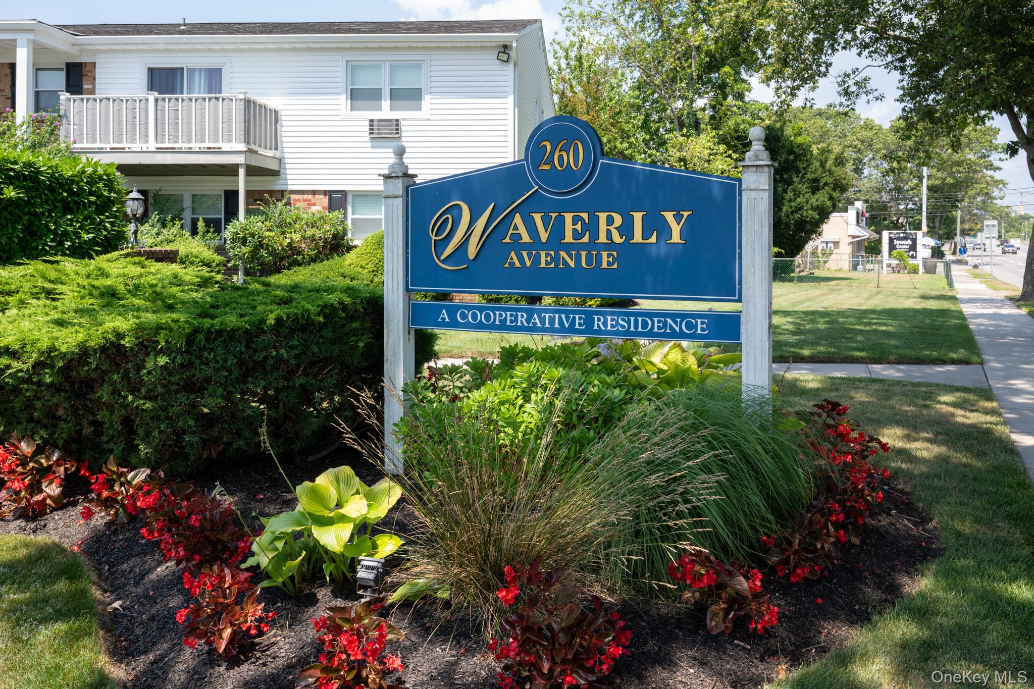 260 Waverly Avenue, Unit 67 photo 3