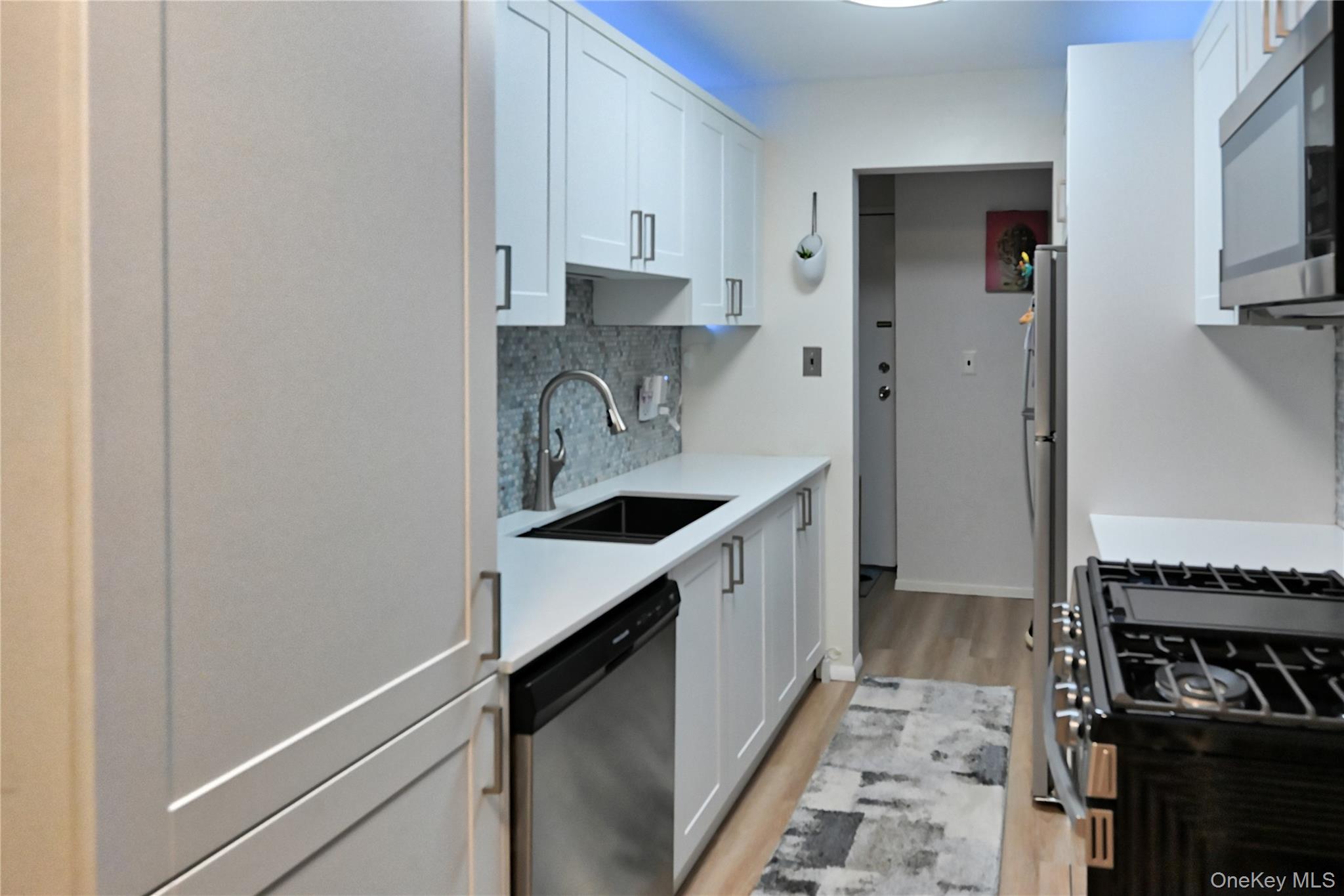260 Waverly Avenue, Unit 67 photo 10