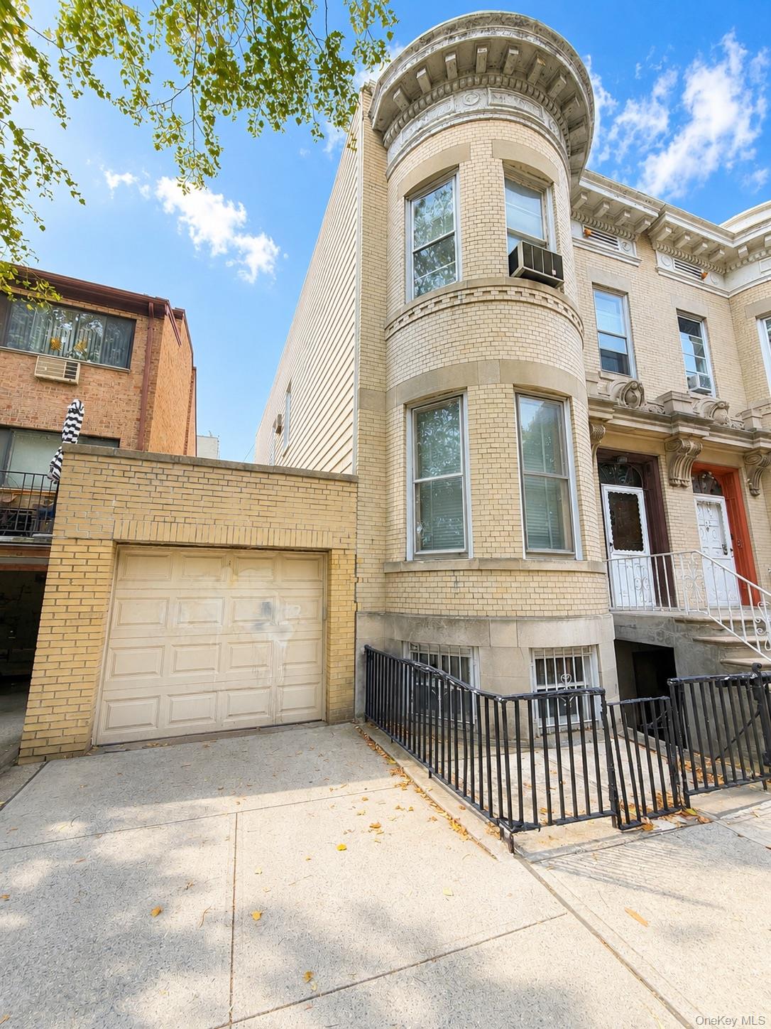 121 Bay 20th Street – For Sale photo 2