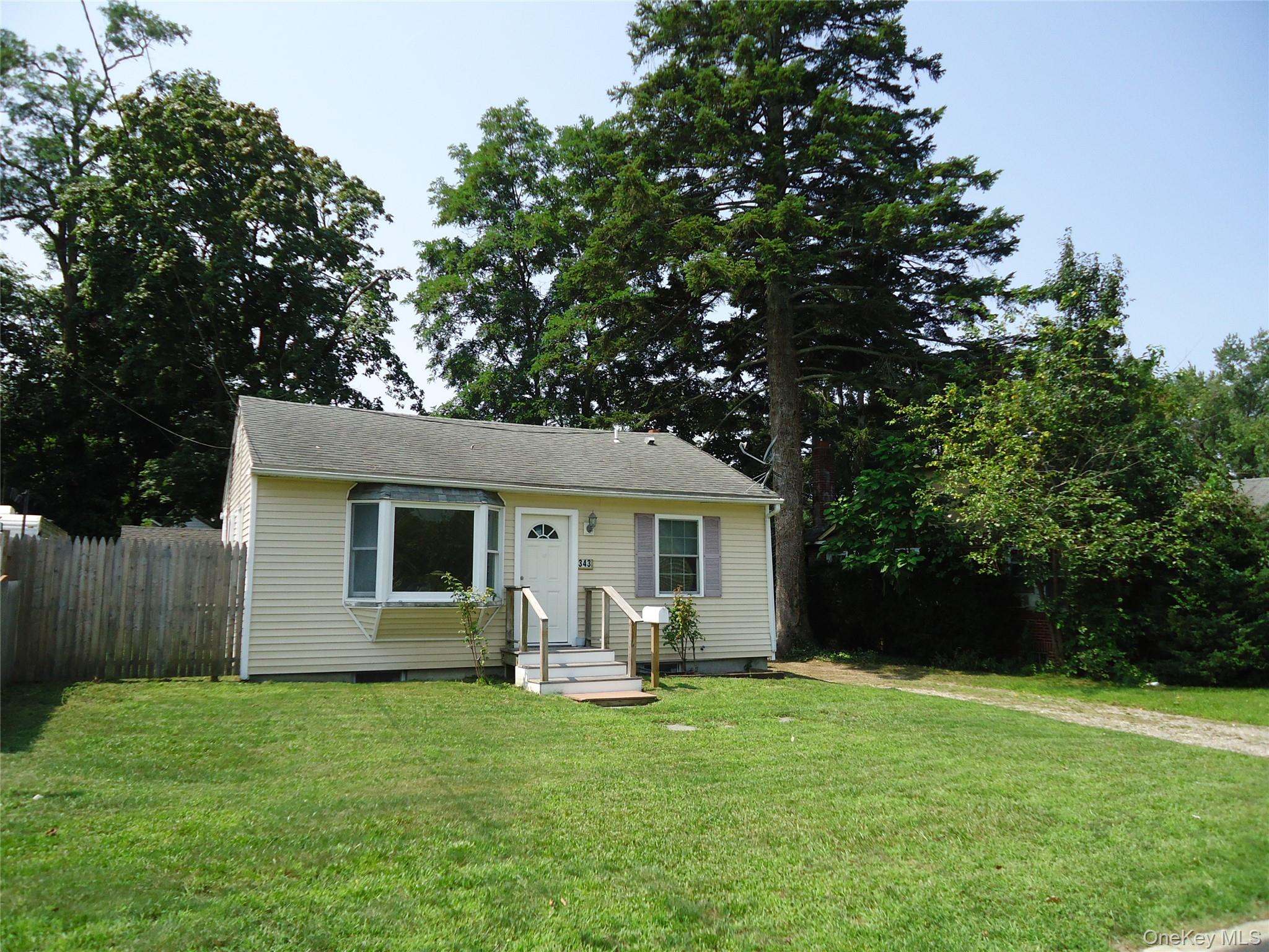 343 Union Avenue – For Sale