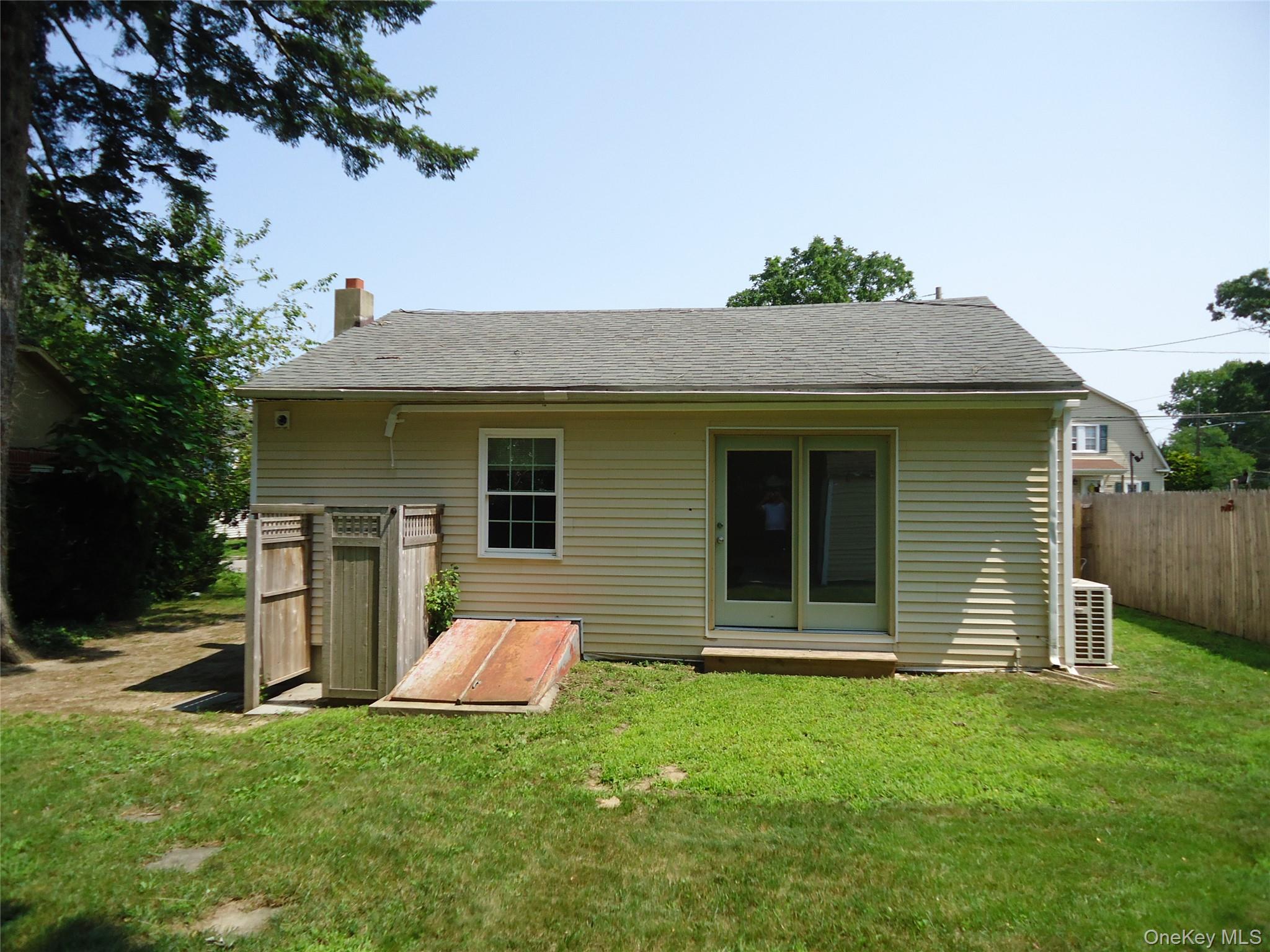 343 Union Avenue – For Sale photo 8