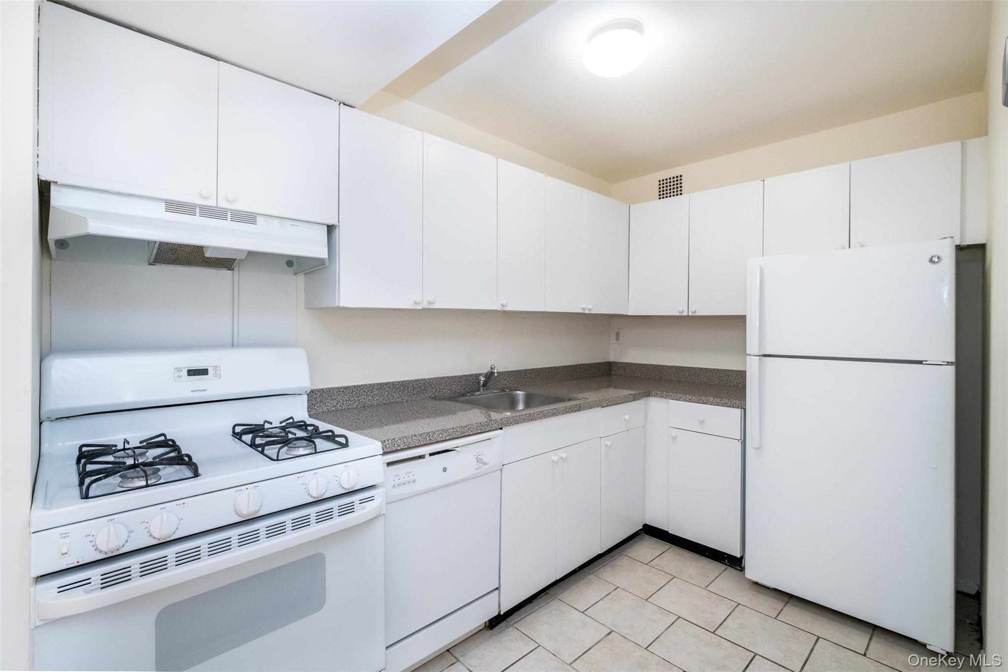 125 Lake Street, Unit 5-H South photo 22