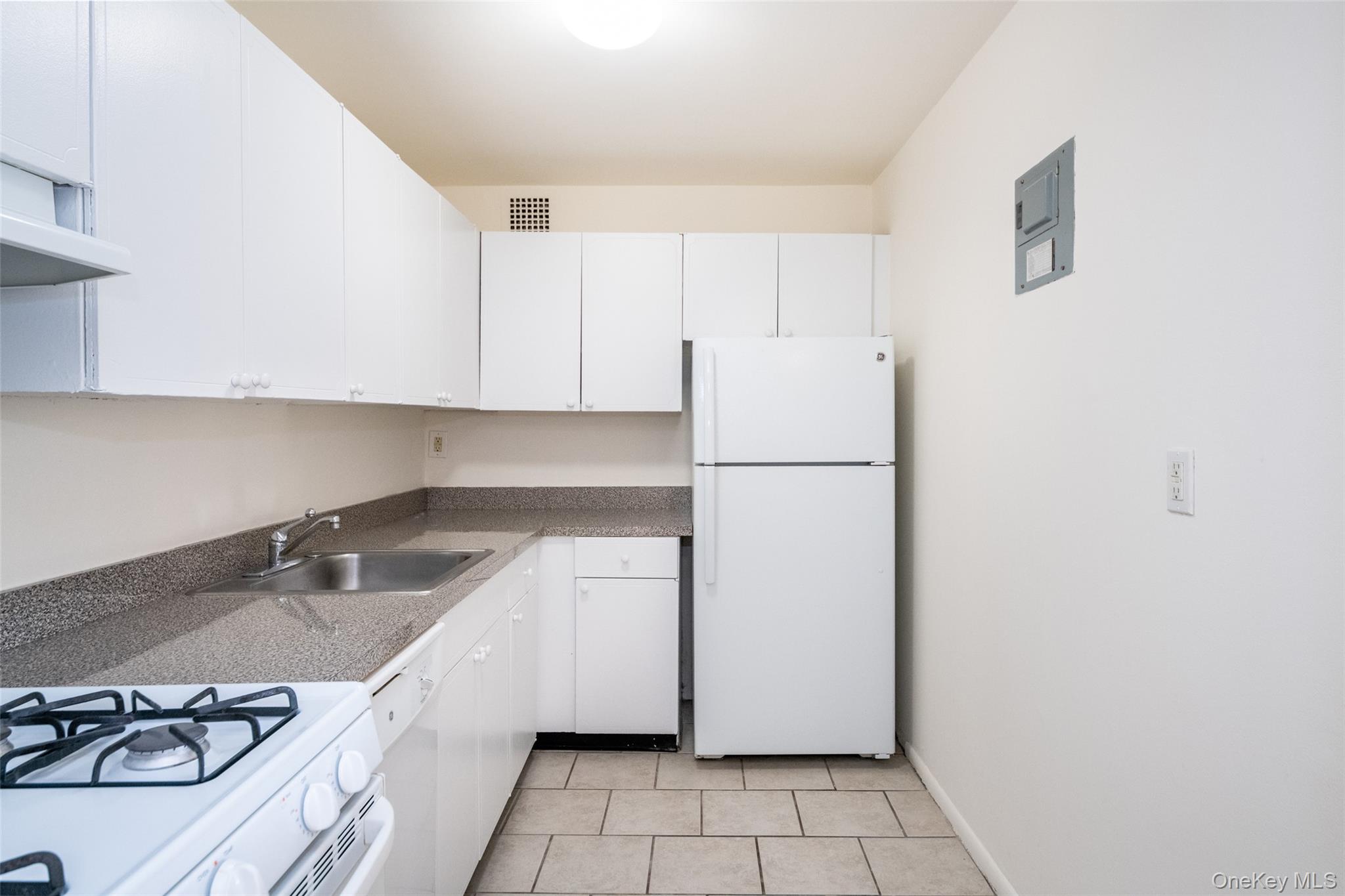 125 Lake Street, Unit 5-H South photo 21