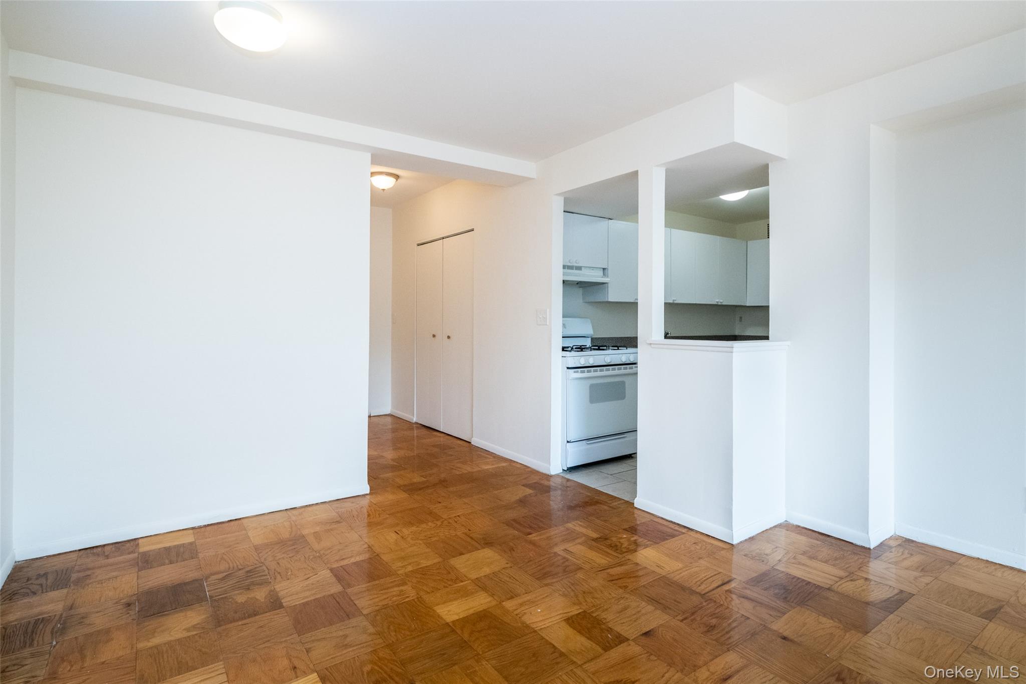 125 Lake Street, Unit 5-H South photo 19