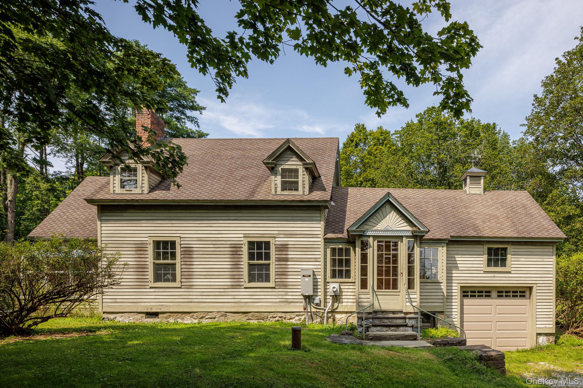 11 Cemetery Road – For Sale