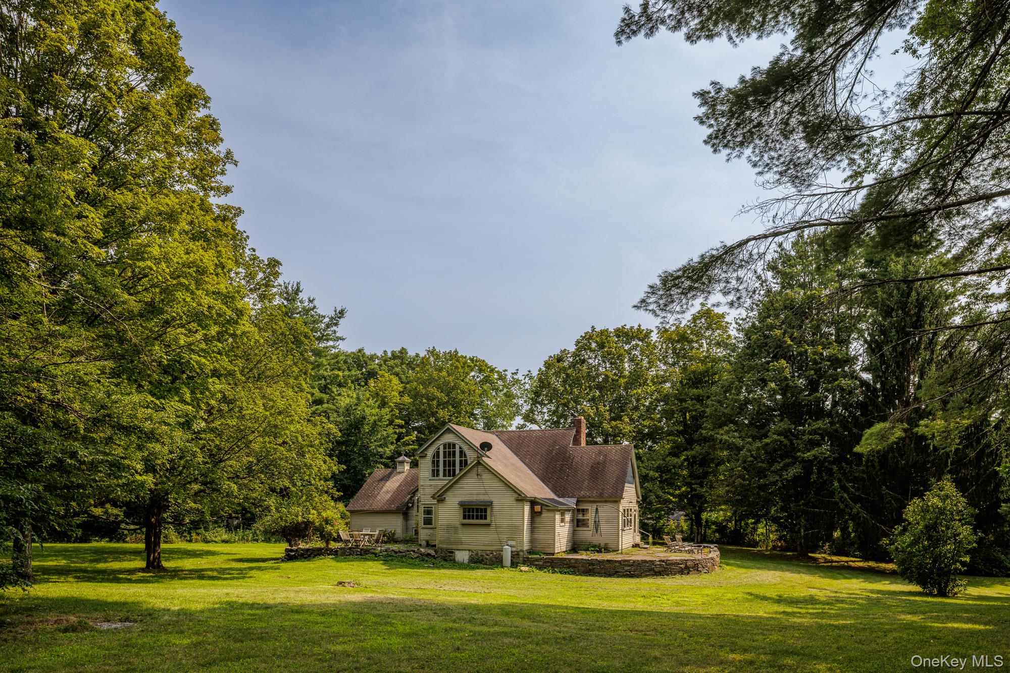 11 Cemetery Road – For Sale photo 23