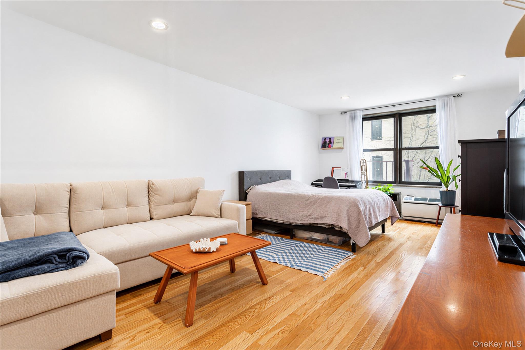140 Seventh Avenue, Unit 4-S photo 4