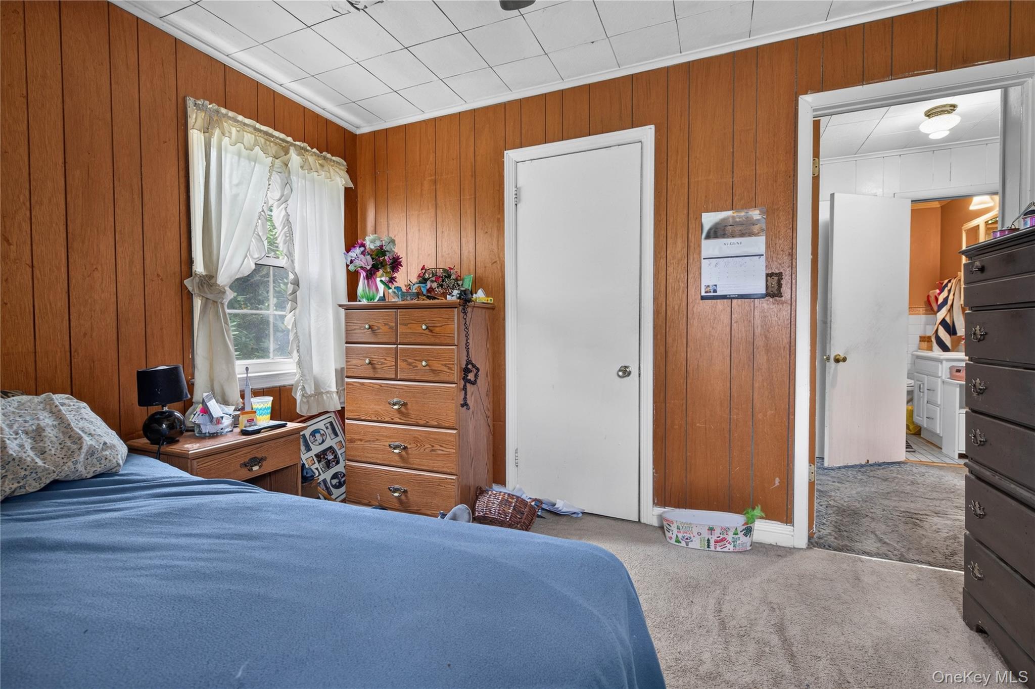 566 Lakeside Road – For Sale photo 14