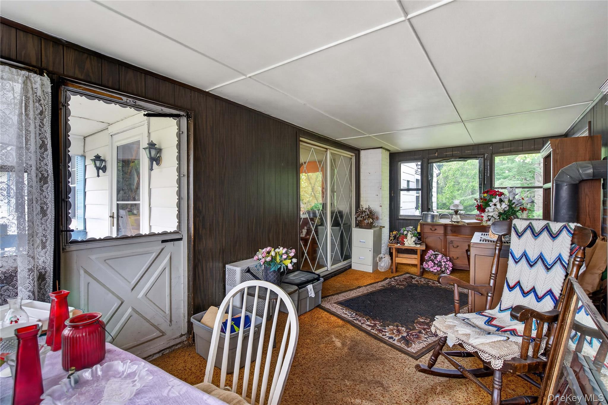 566 Lakeside Road – For Sale photo 32