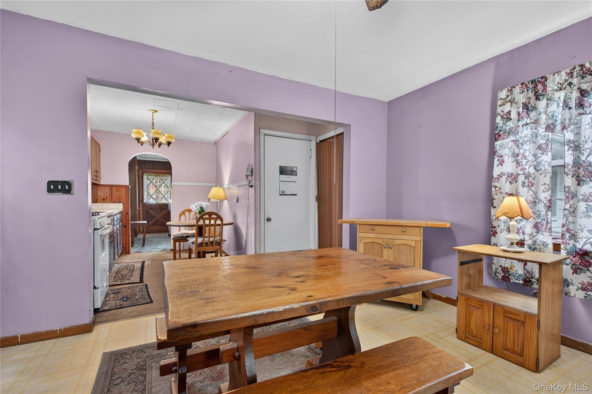 566 Lakeside Road – For Sale photo 26