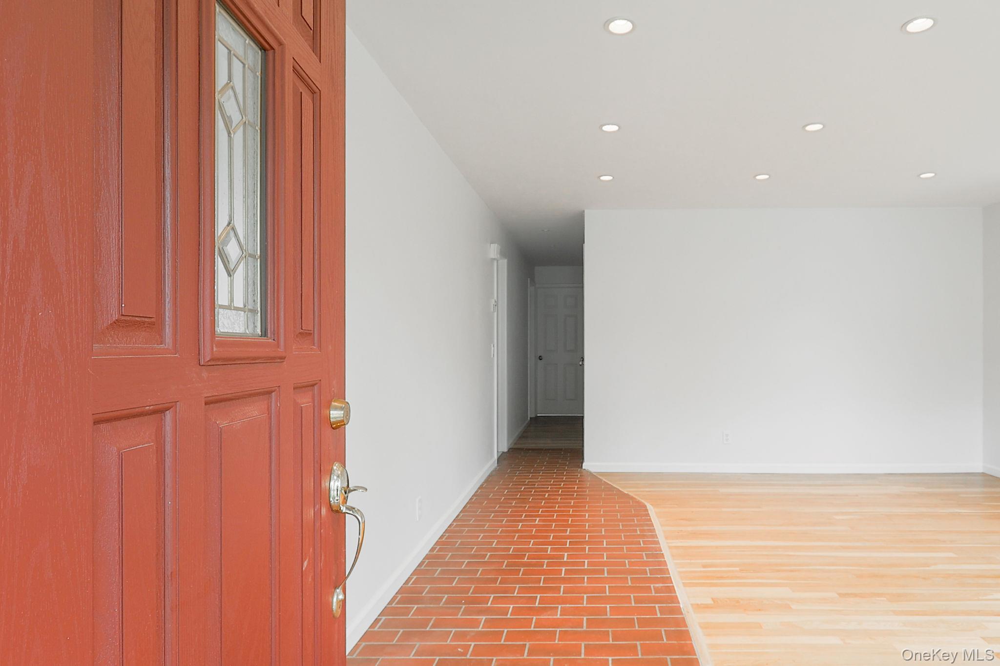 59 Wood Street, Unit 1st Floor photo 4